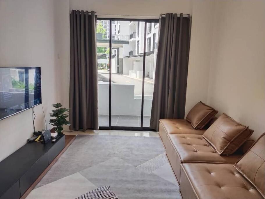 be.Paradise Duplex@The Cove-8mins to LWOT-12-14pax photo 4