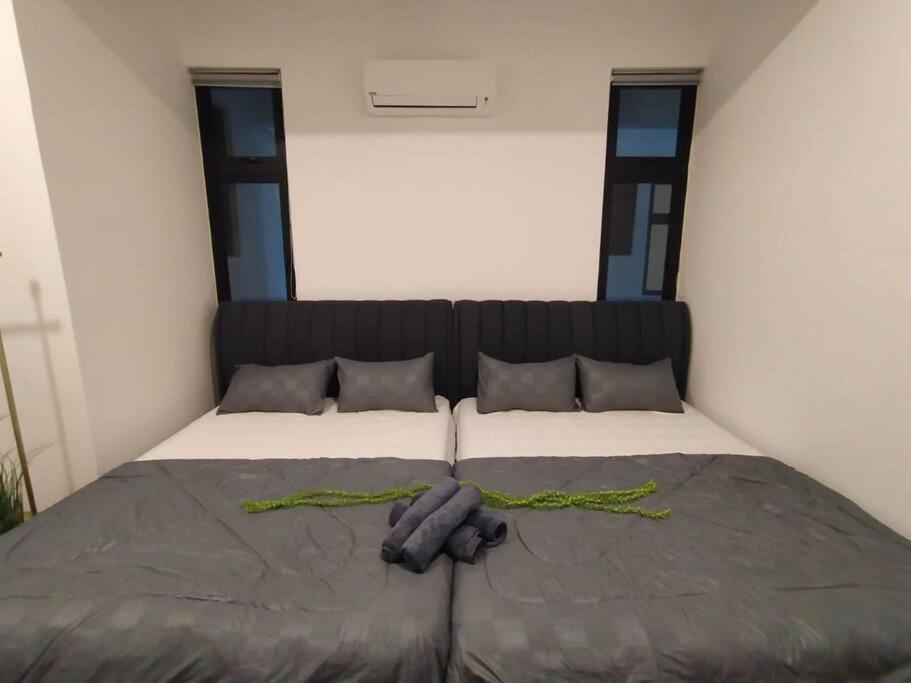 be.Paradise Duplex@The Cove-8mins to LWOT-12-14pax