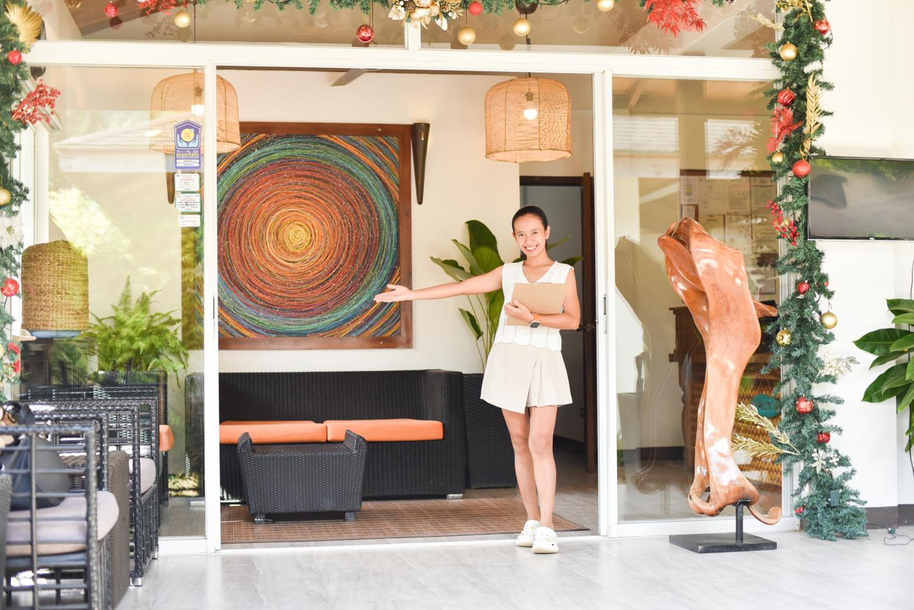 Cadlao Resort and Restaurant