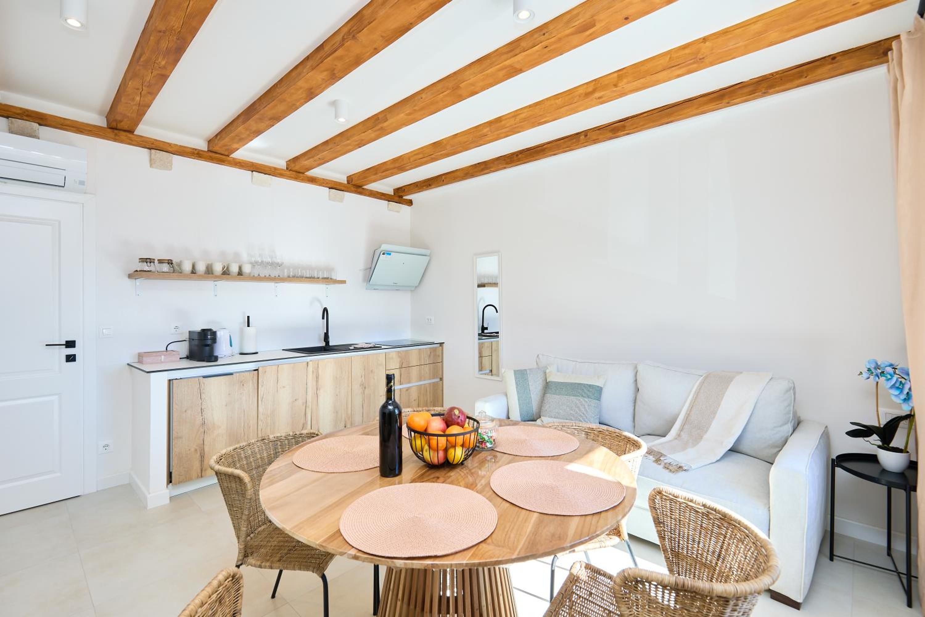 Apartment Iza Grada