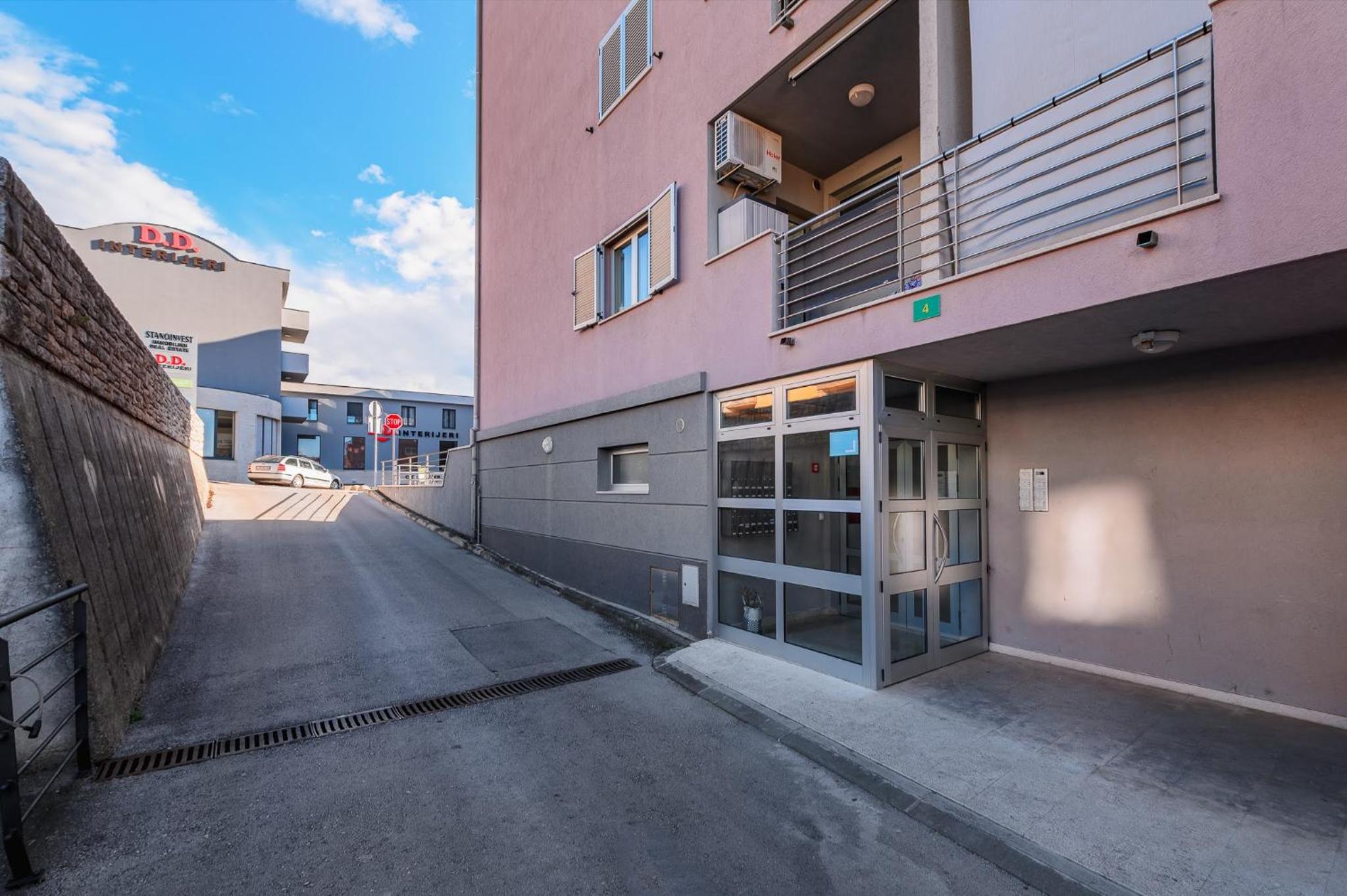 Aureo Apartment Pula Center view 3