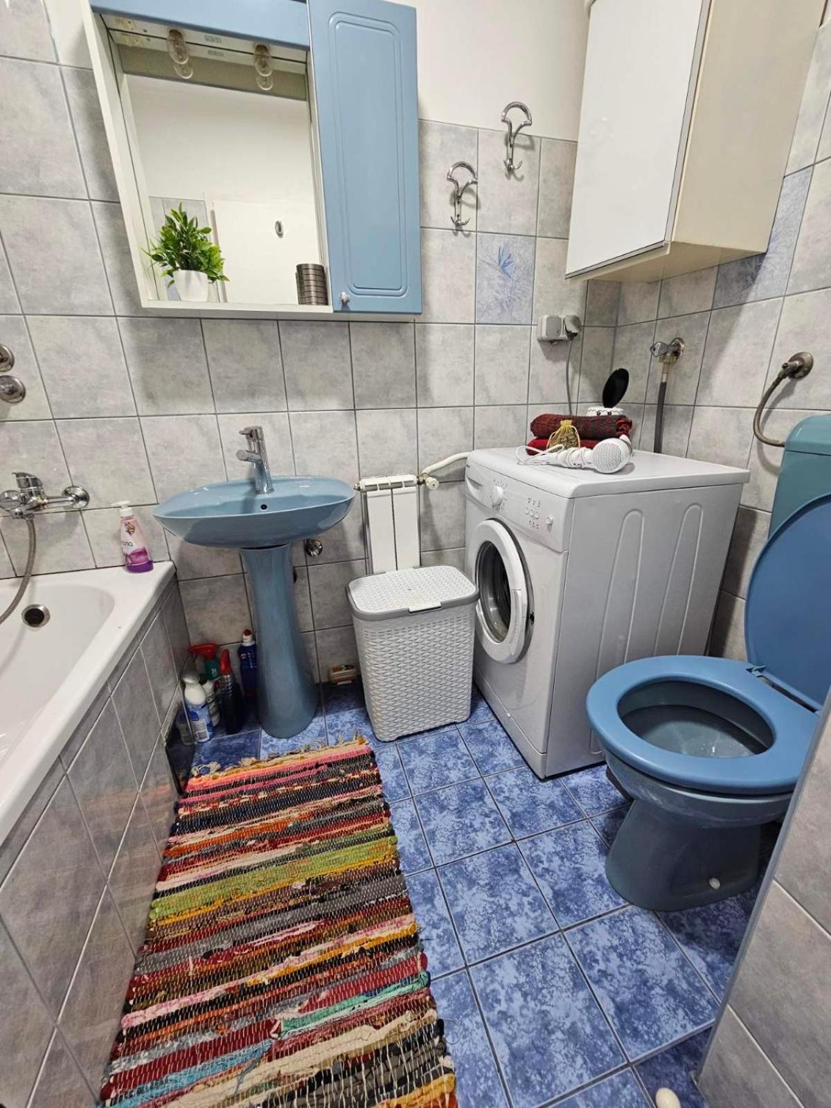 Apartman Nira
