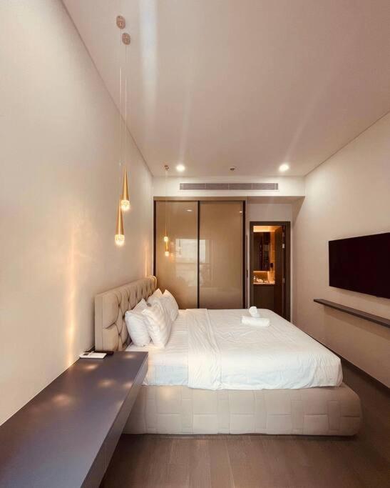The Rixx Superior Apartment@D1/pool/gym/security