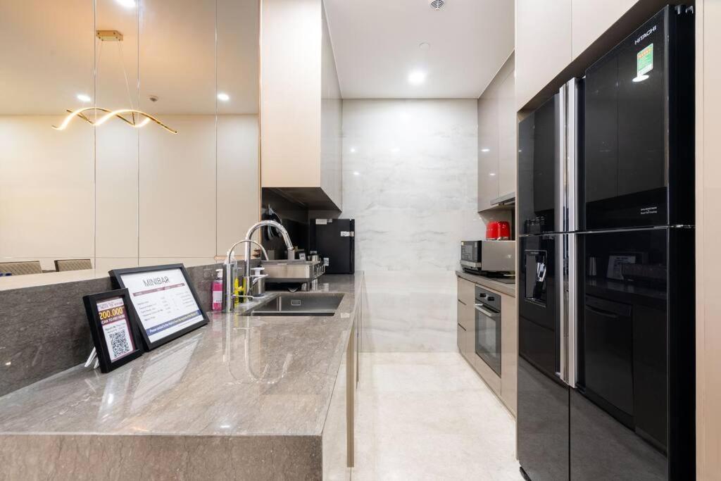 The Rixx Superior Apartment@D1/pool/gym/security
