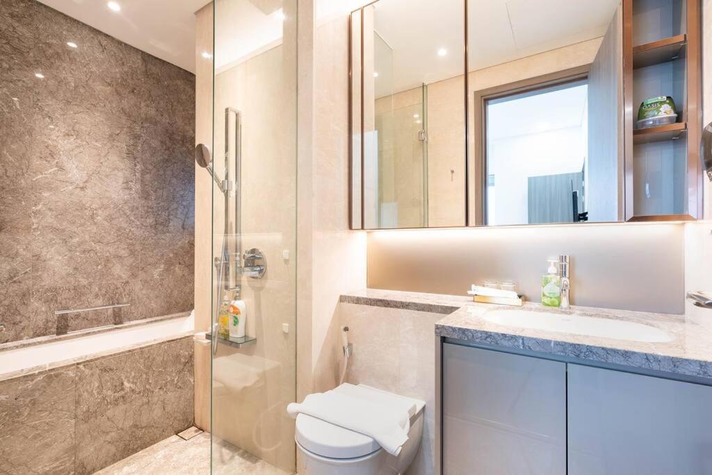 The Rixx Superior Apartment@D1/pool/gym/security