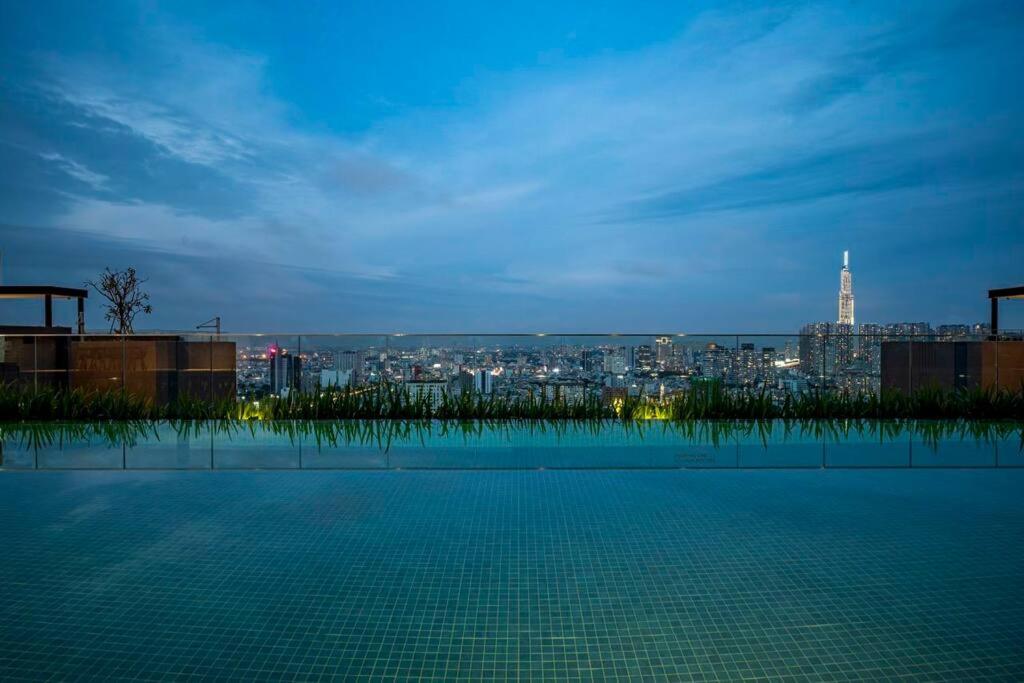The Rixx Superior Apartment@D1/pool/gym/security