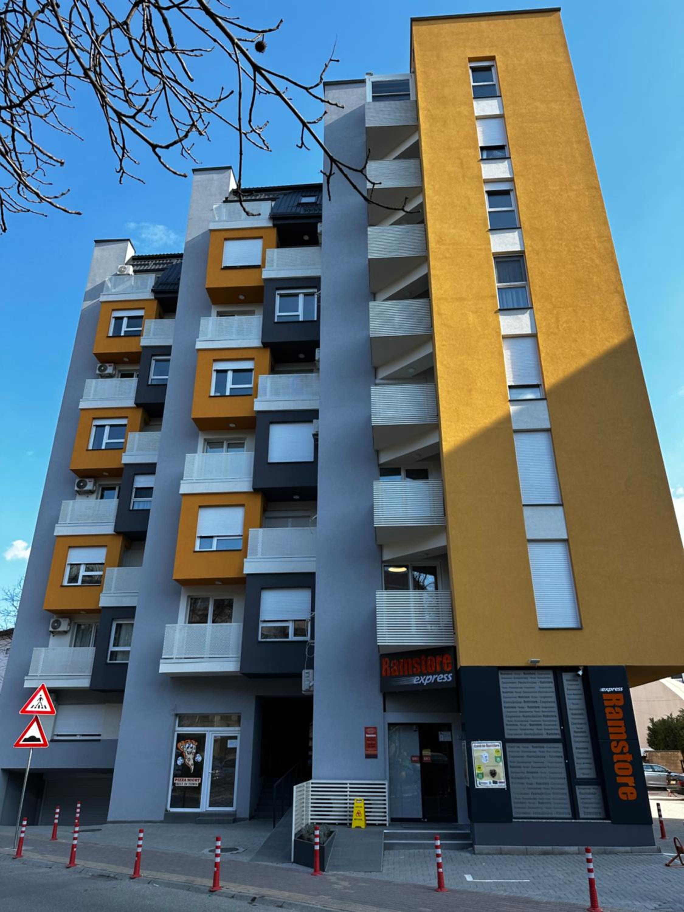 The Golden 7 - near city center & free parking - Apartment Skopje view 3