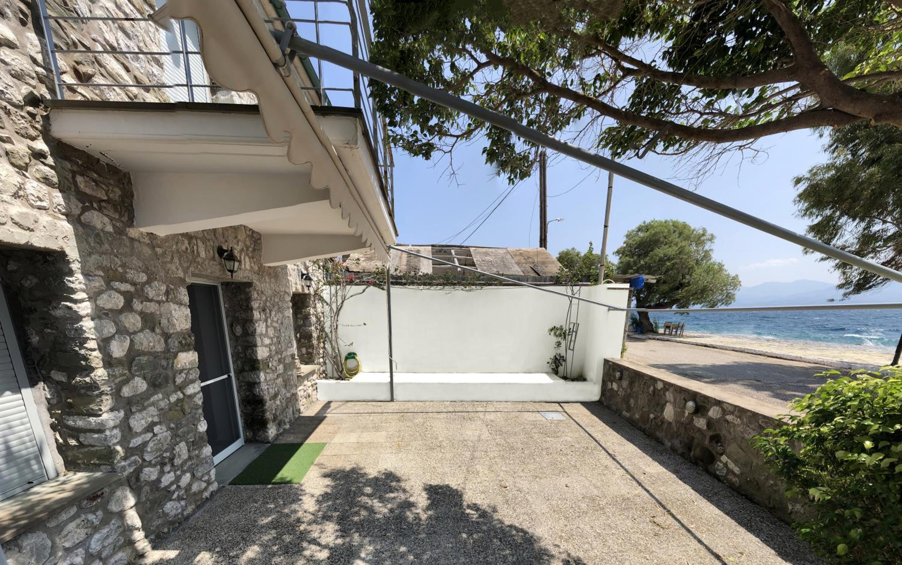 Ianos Maisonette