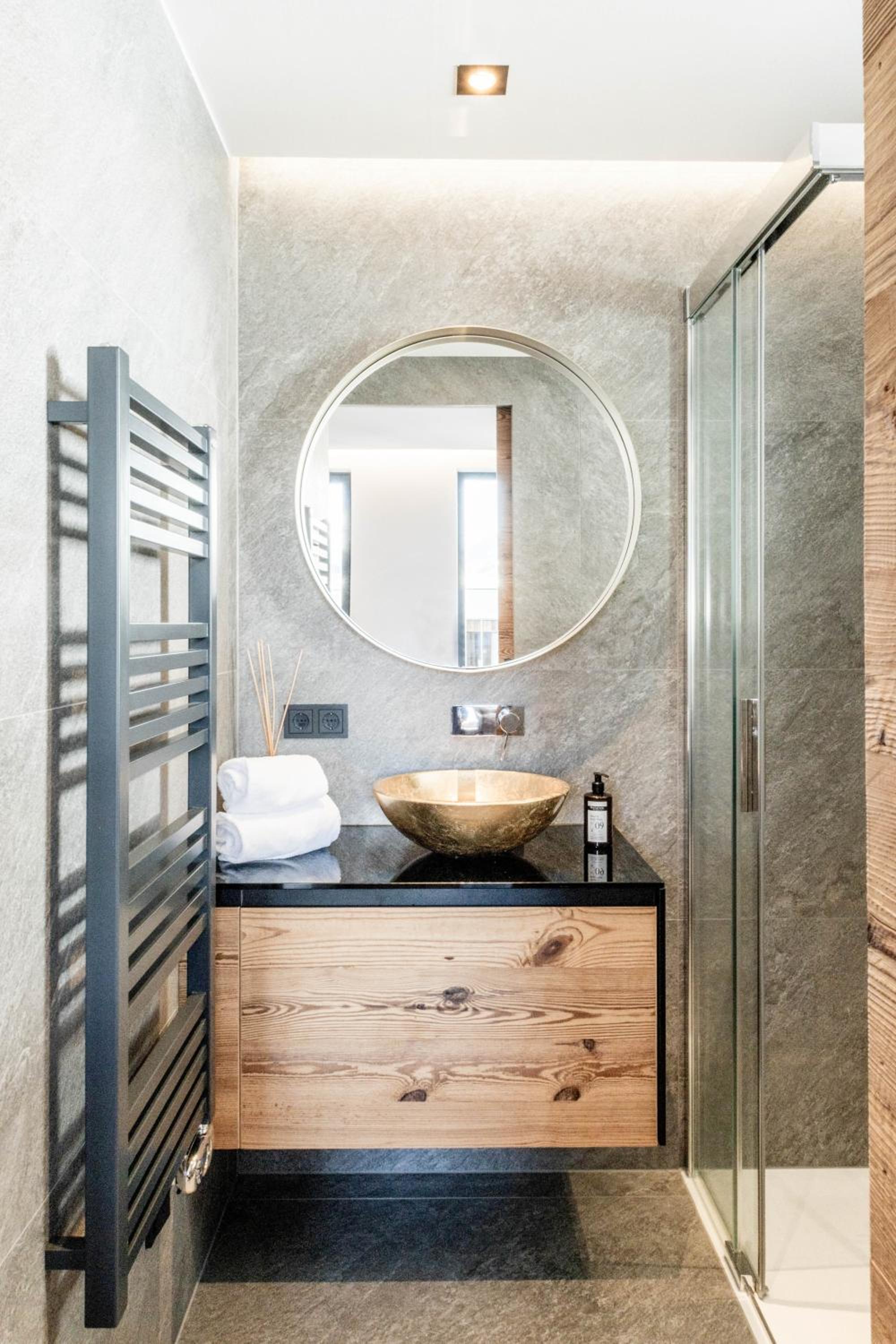Hollywood Dream Penthouse & Apartments mit privater Sauna nahe Ischgl