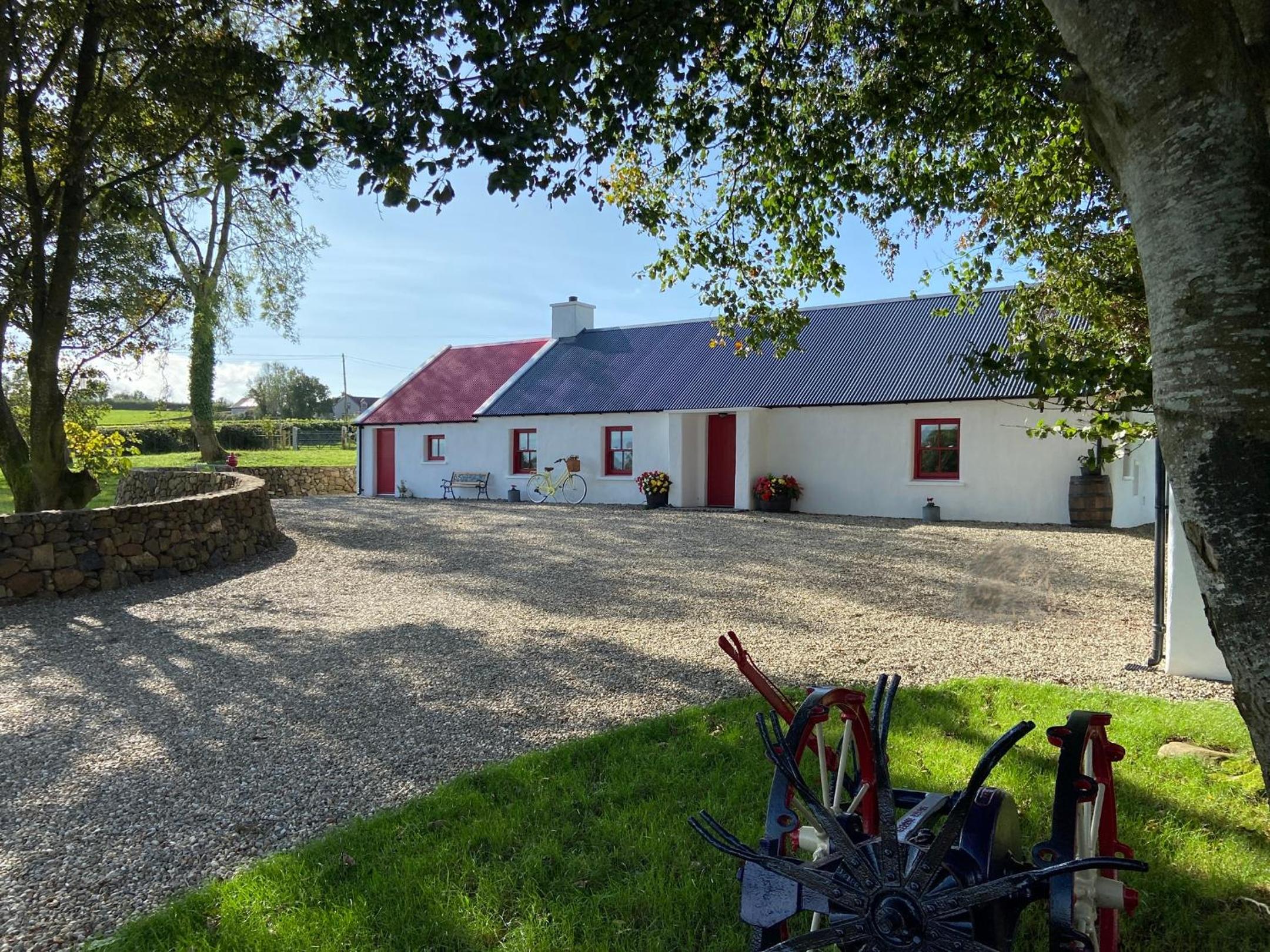 Farm Stay at THE GLEBE COTTAGE KILREA view 3