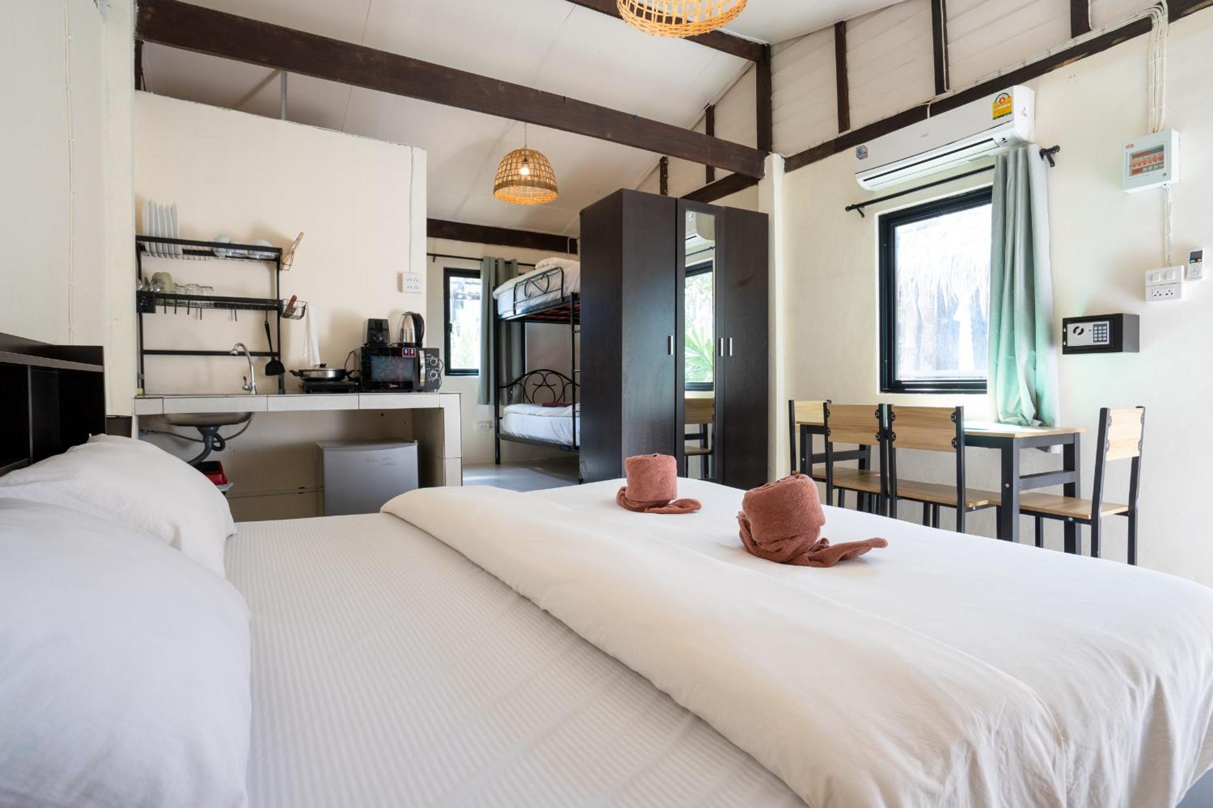 Mook Lanta Eco Resort