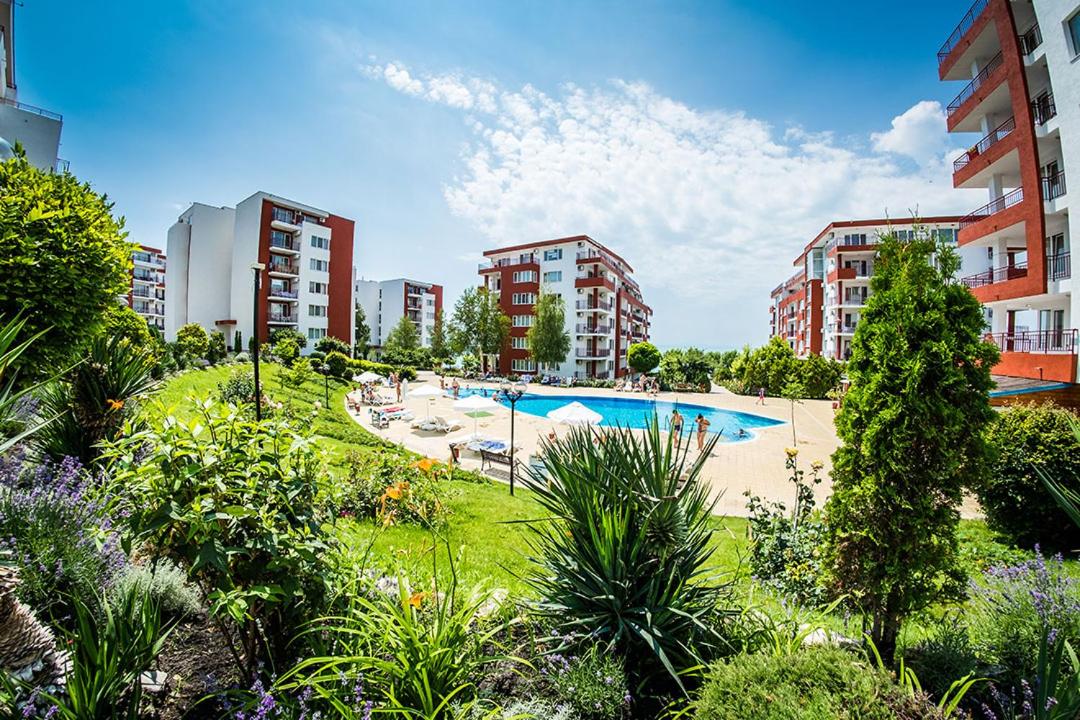 Paradise View