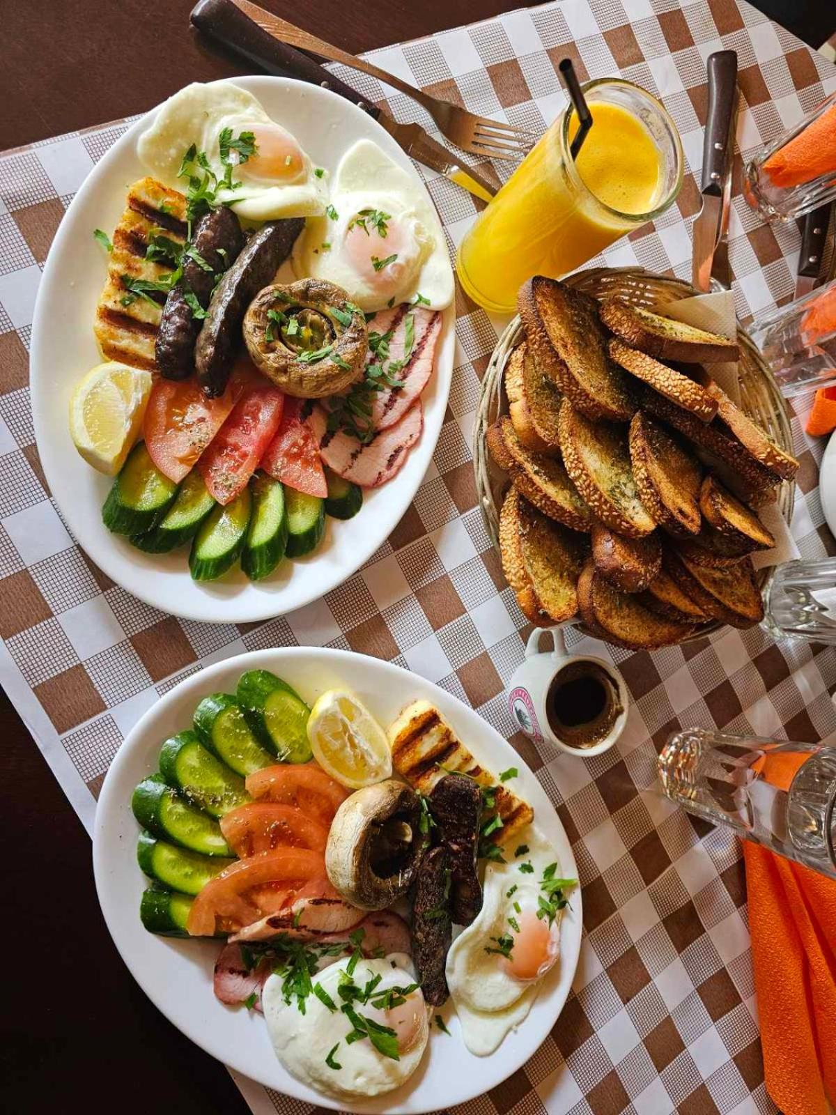 River Glamping Kalopanayiotis