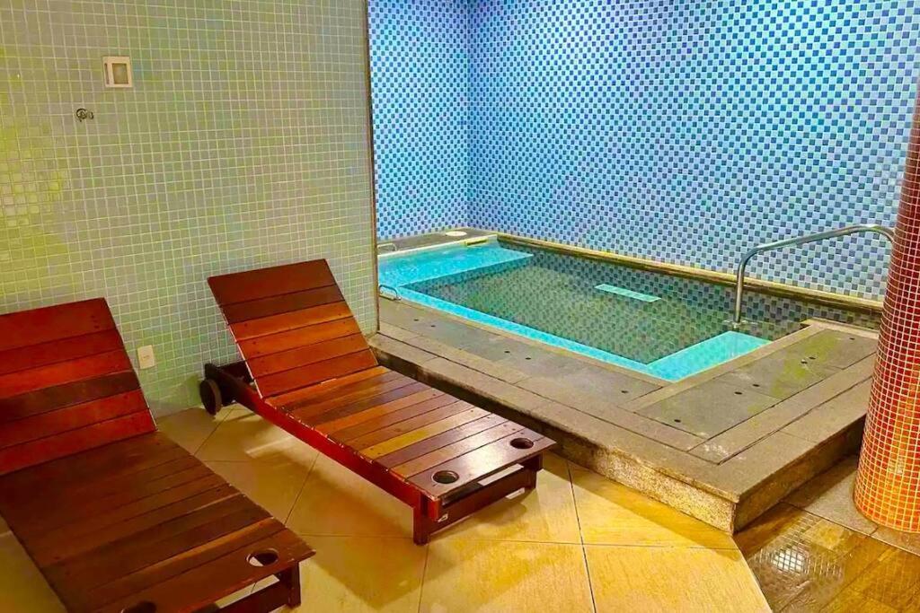 Cobertura Luxo Moderna com Vista Deslumbrante