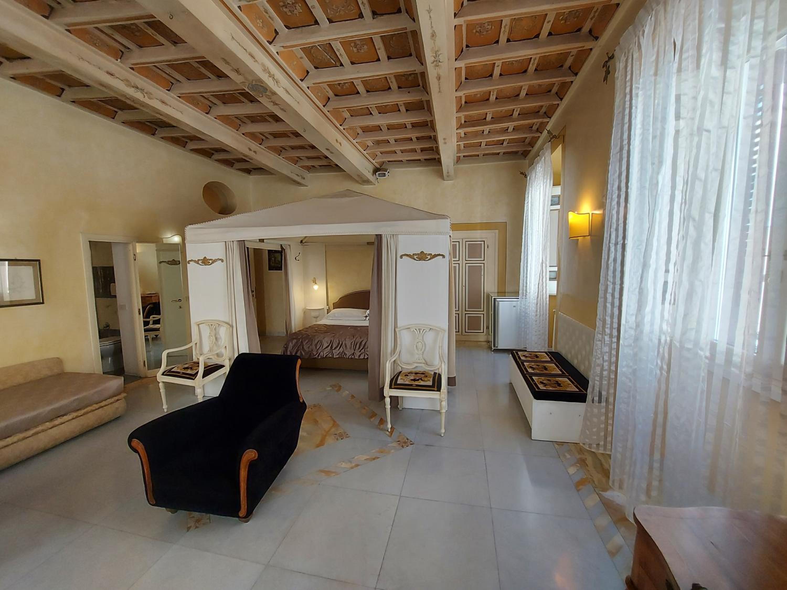 Residenza Al Corso Suites