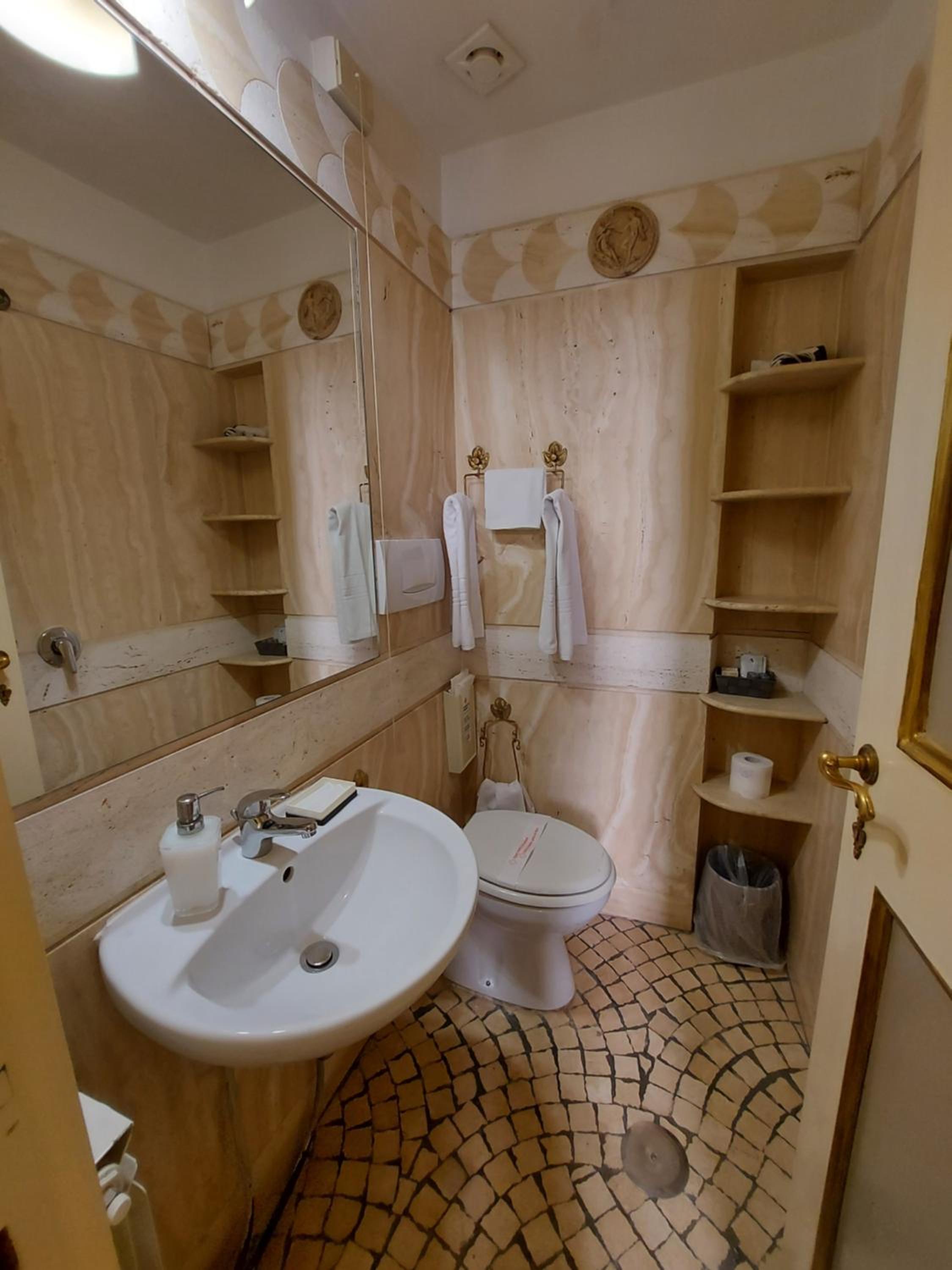 Residenza Al Corso Suites