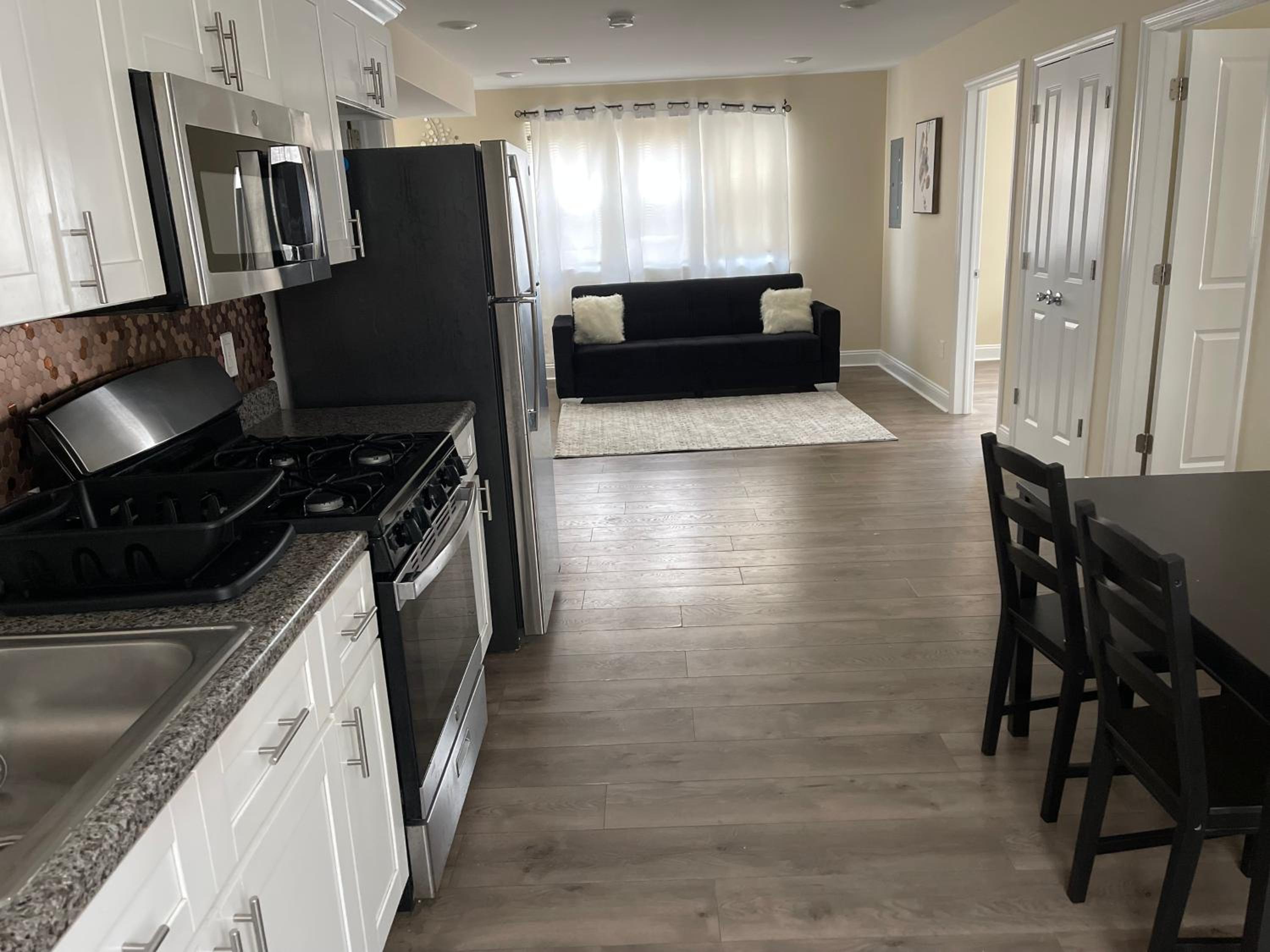Beautiful home Close to NYC view 4