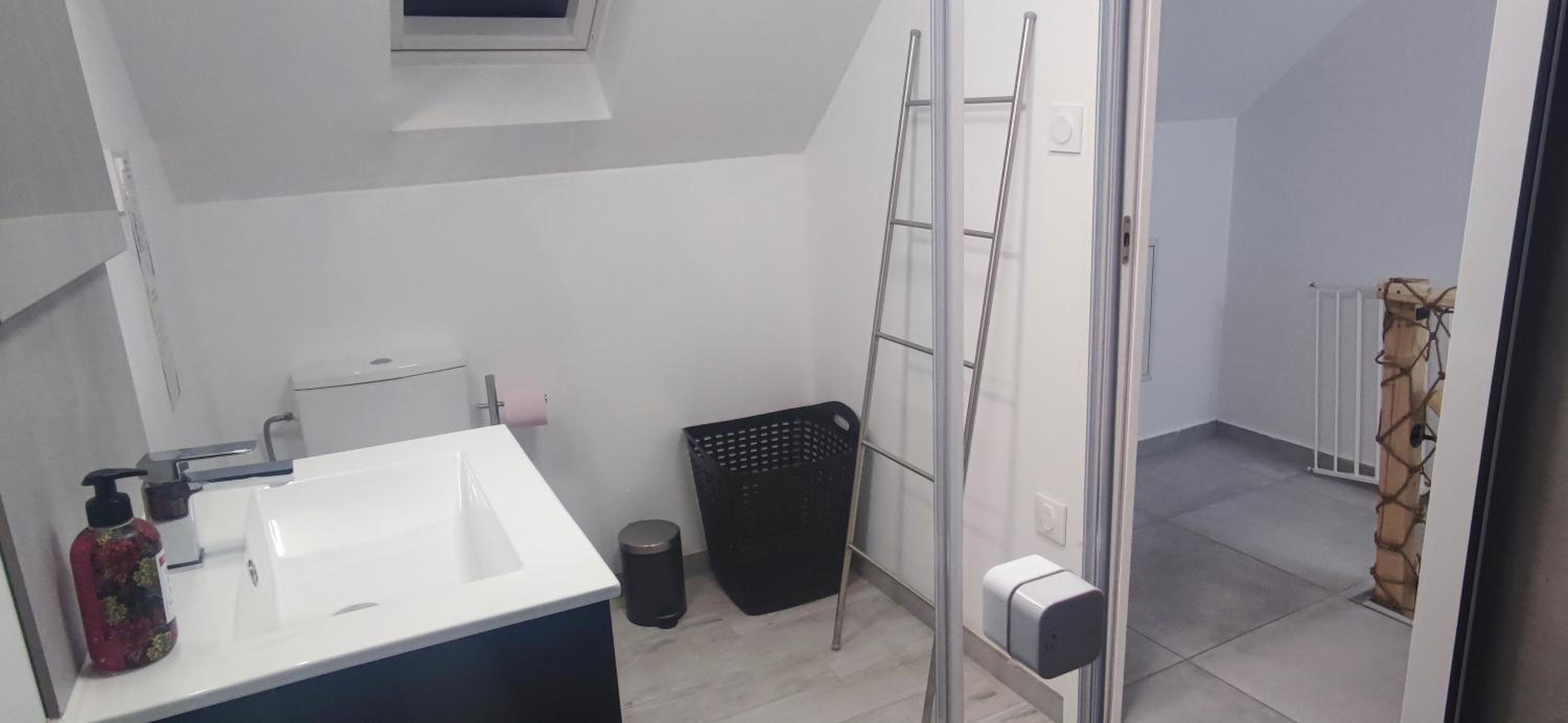Spacieux et serein avec patio, barbecue et WIFI
