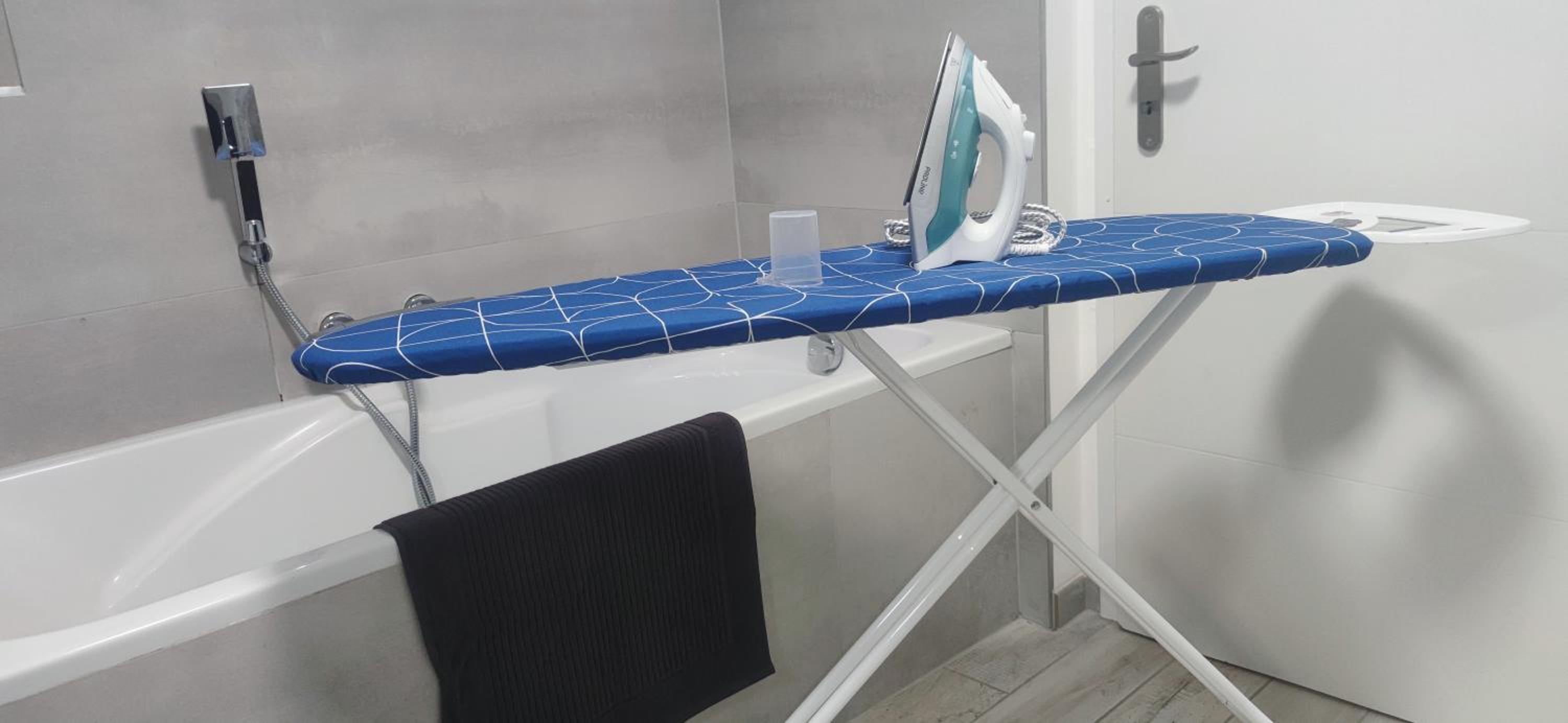 Spacieux et serein avec patio, barbecue et WIFI