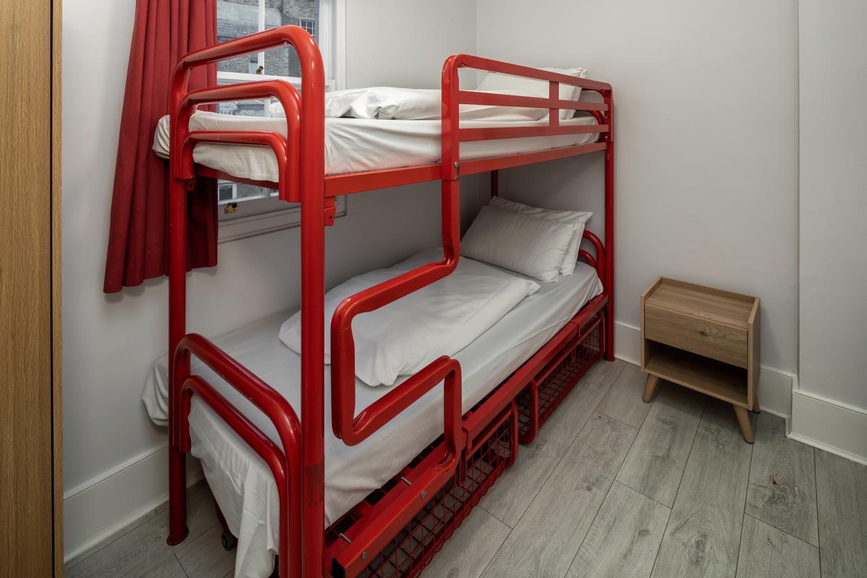 Astor Kensington Hostel