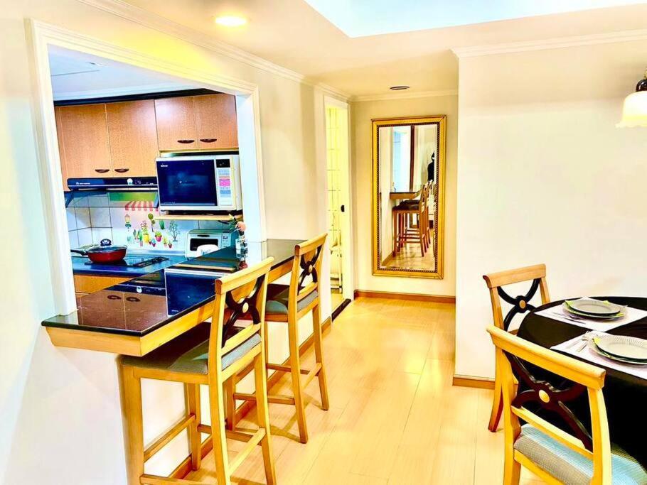 Best Taipei Hotel Room in Beitou Executive Suite for 5 guests up to 115 square meters with kitchen