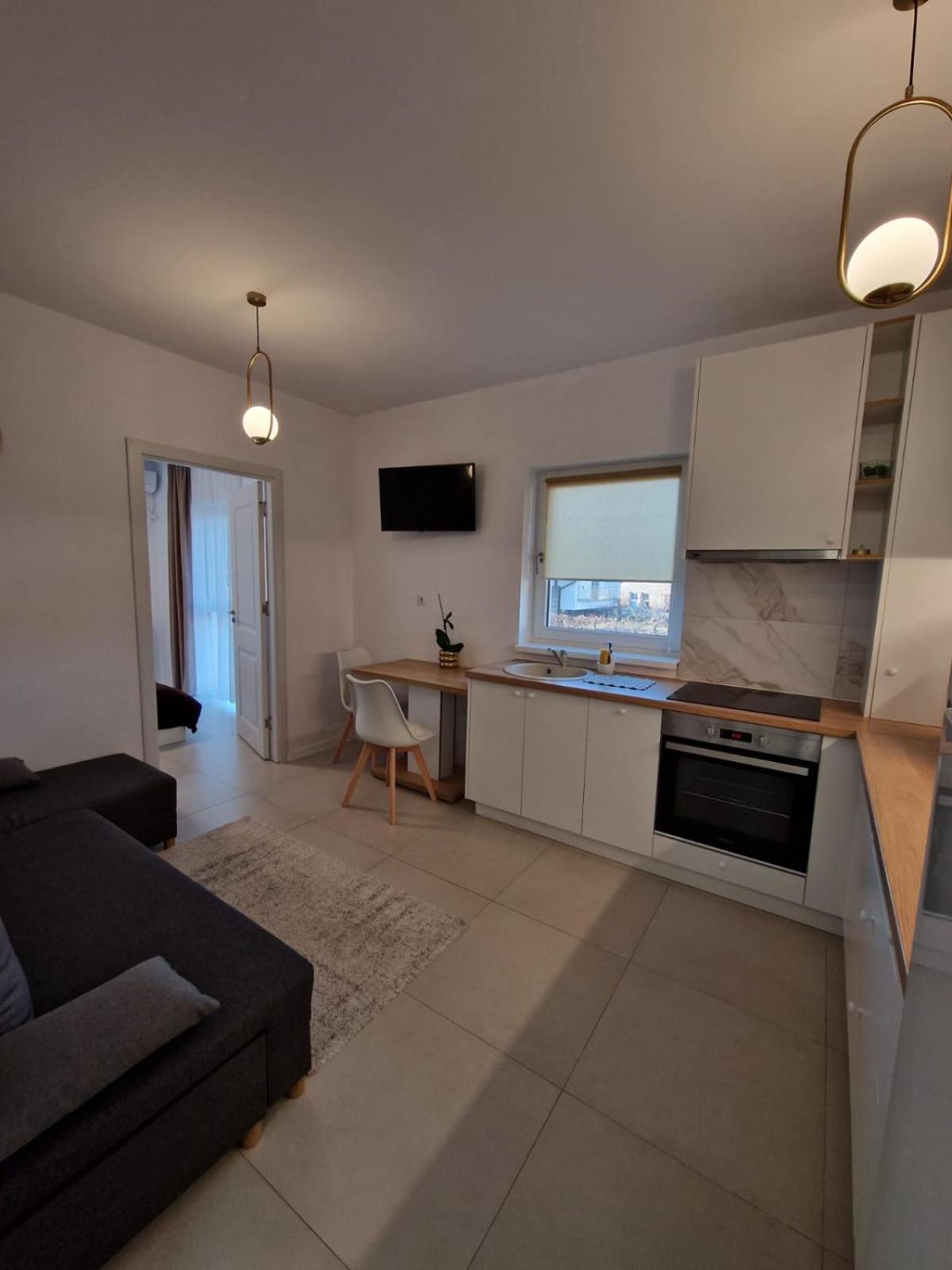 Cora Apartment