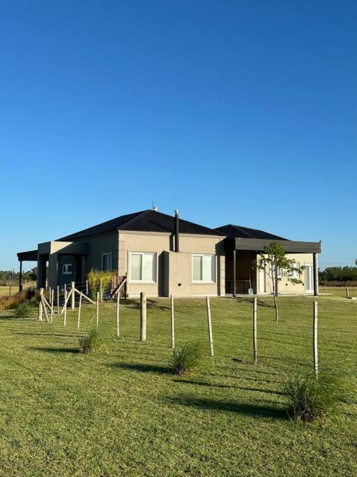 Casa Quinta en Barrio Cerr - 6 huesp - ropa blanca!