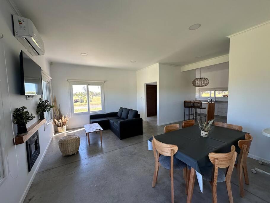 Casa Quinta en Barrio Cerr - 6 huesp - ropa blanca!