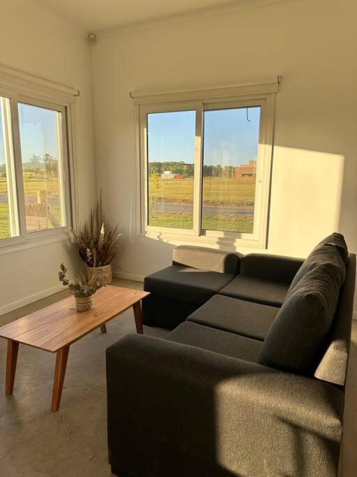Casa Quinta en Barrio Cerr - 6 huesp - ropa blanca!