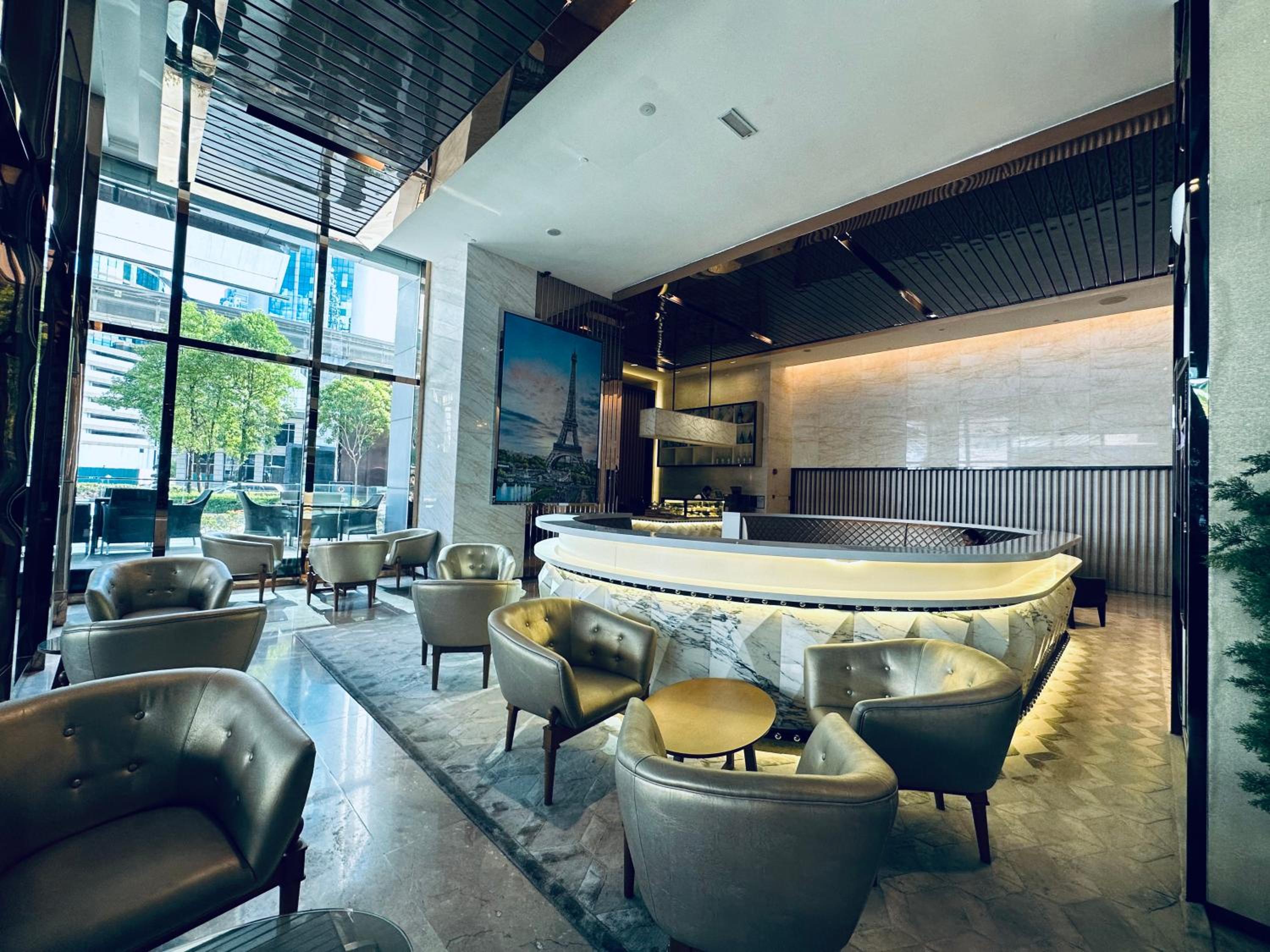 Platinum suites by BLUE SKY