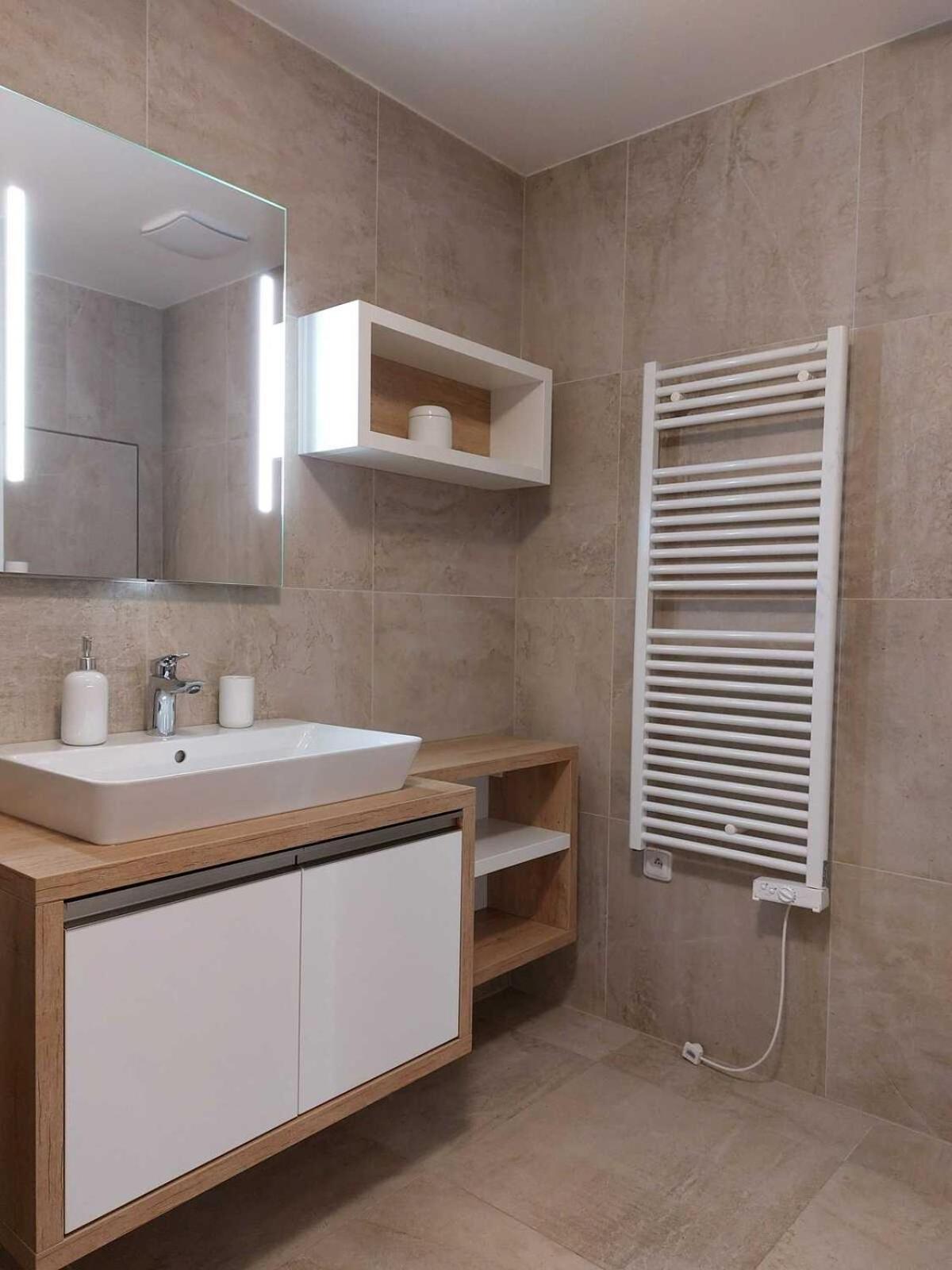 Apartmány NETA Velké Karlovice, Polanský Dvůr