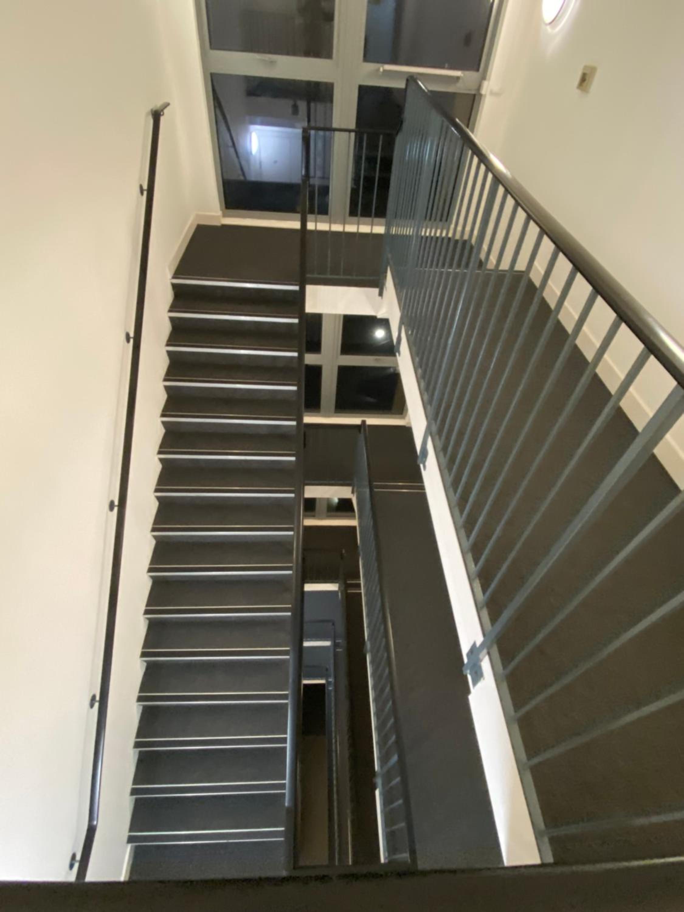 XL Bright Room+Parking+Fridge+Micro - 20min London Bridge - 3 min walk to Train/Bus Station