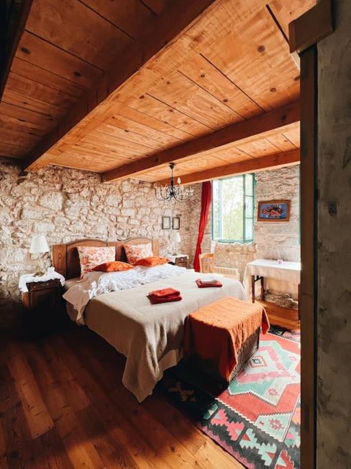 Authentic Stone House Tranquil Villa for Families and Groups