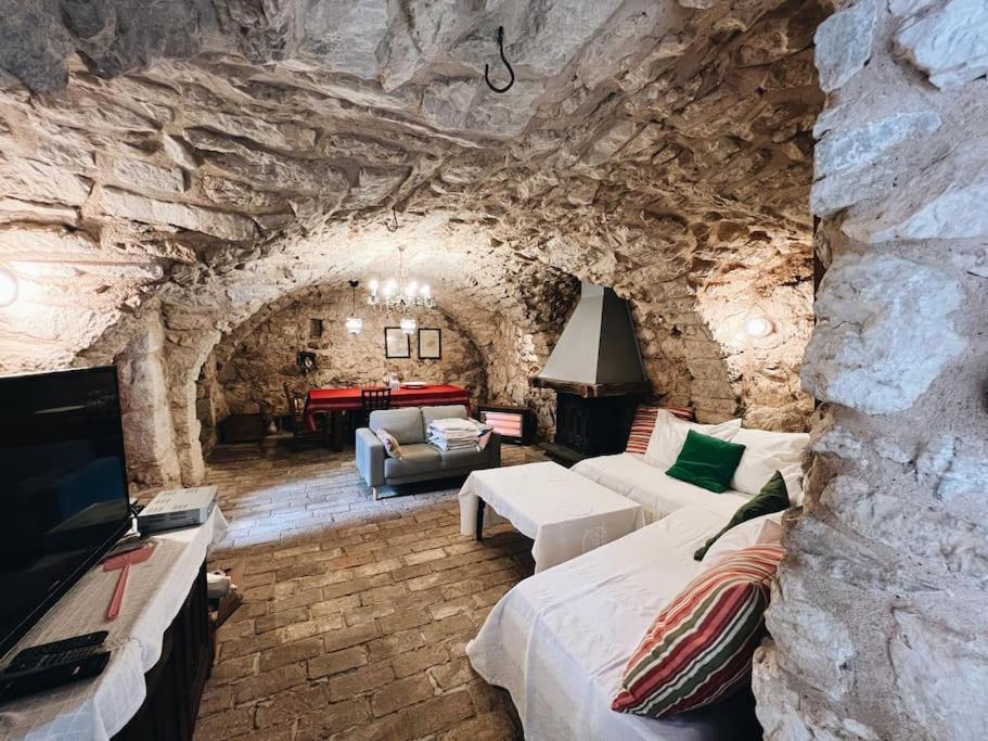 Authentic Stone House Tranquil Villa for Families and Groups
