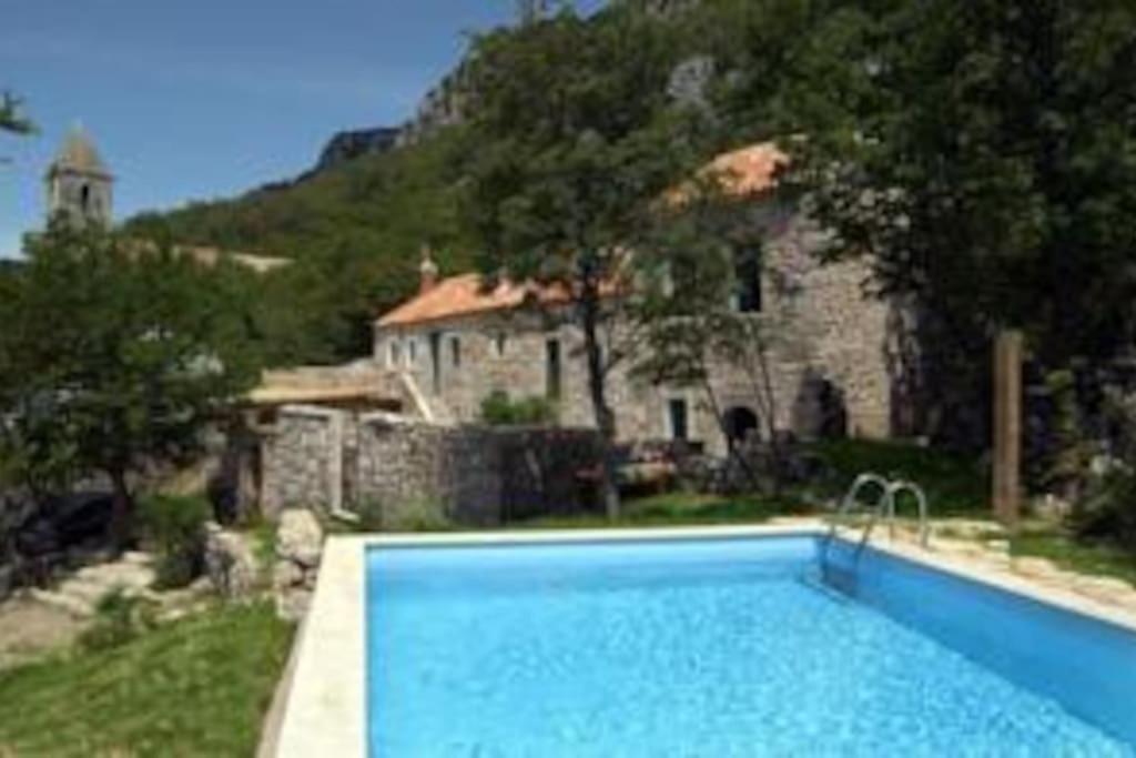 Authentic Stone House Tranquil Villa for Families and Groups