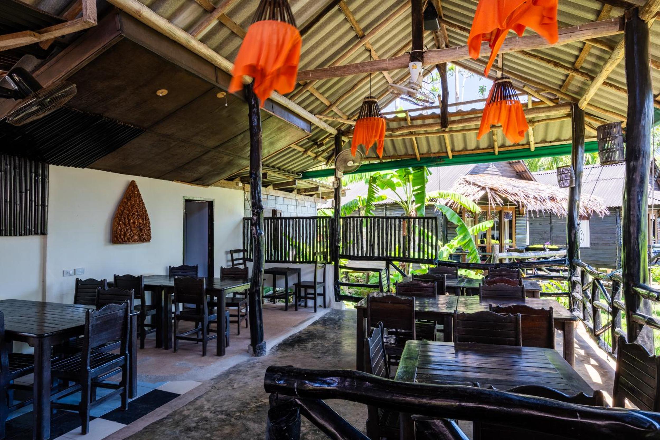 Mook Lanta Eco Resort