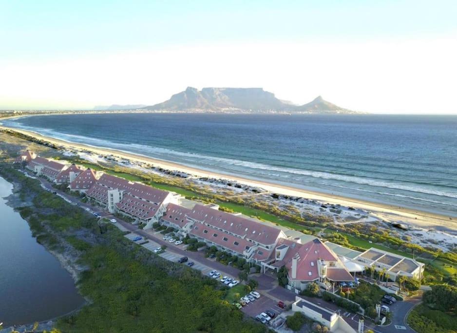 Happy Dolphin - Luxury 3BR Sea View Apartment-Newly Renovated view 2