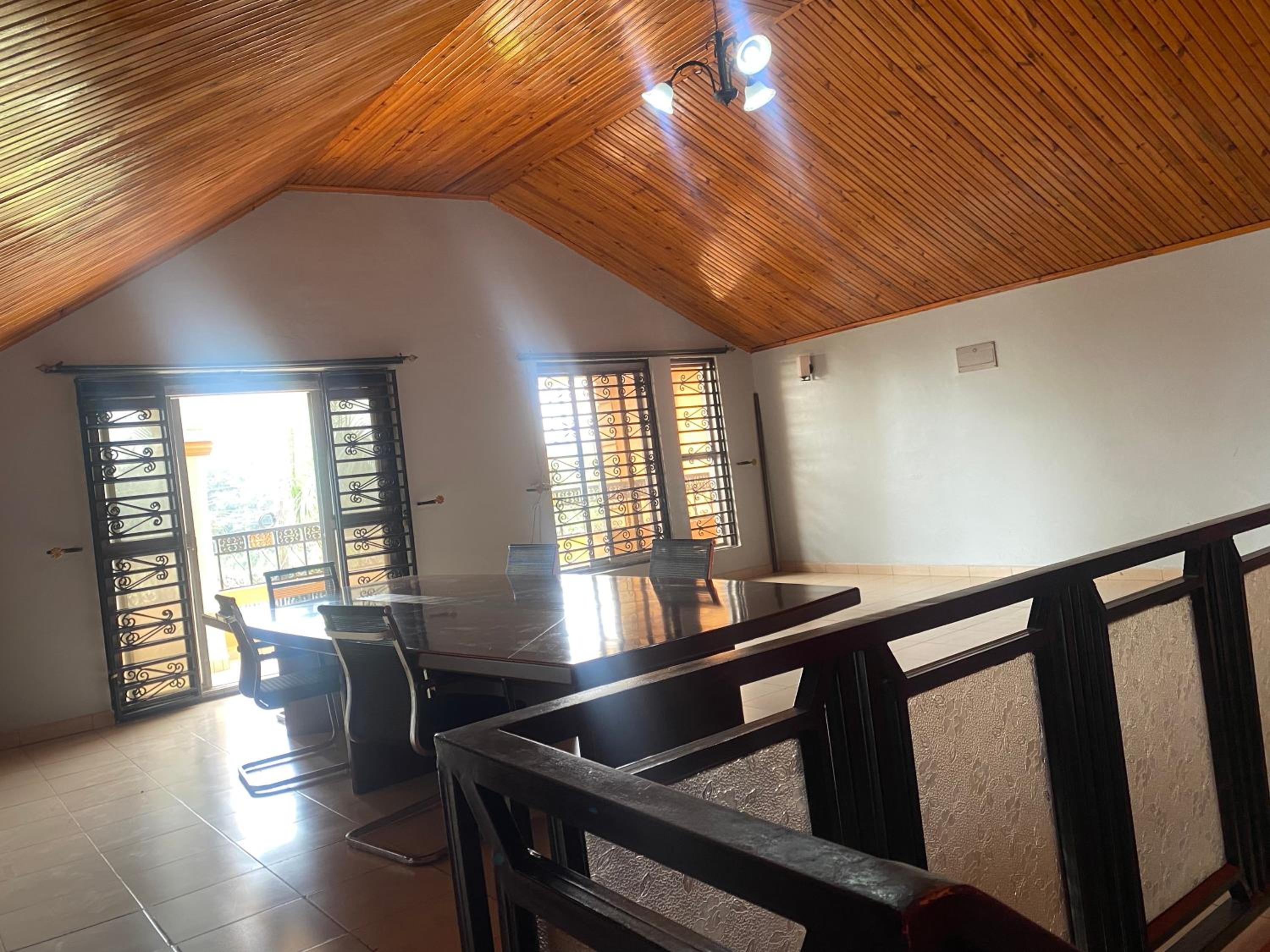 Beautiful home opposite Speke Resort Munyonyo near Lake Victoria view 3