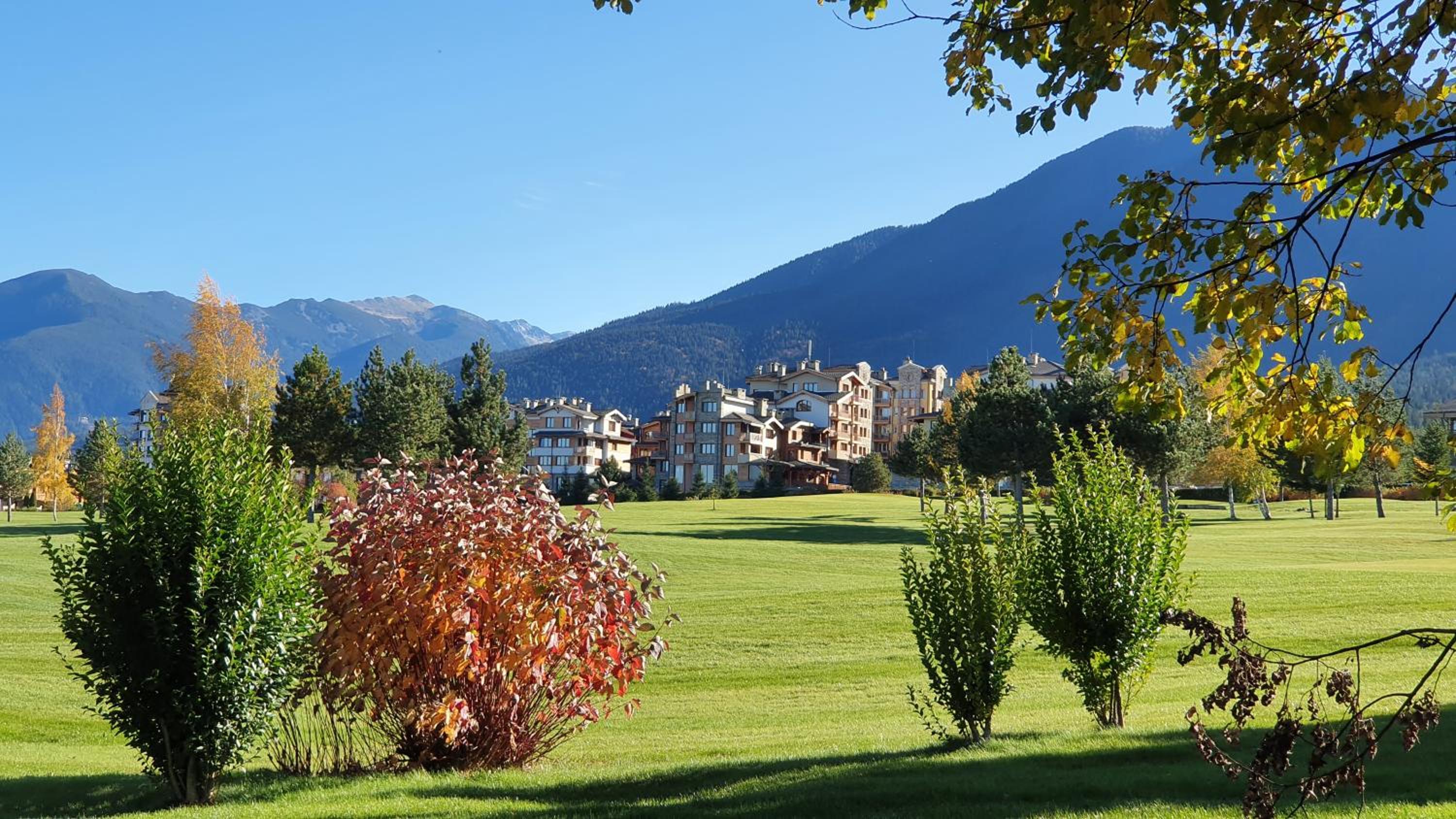 Green Peaks Suite in Pirin Golf & County Club