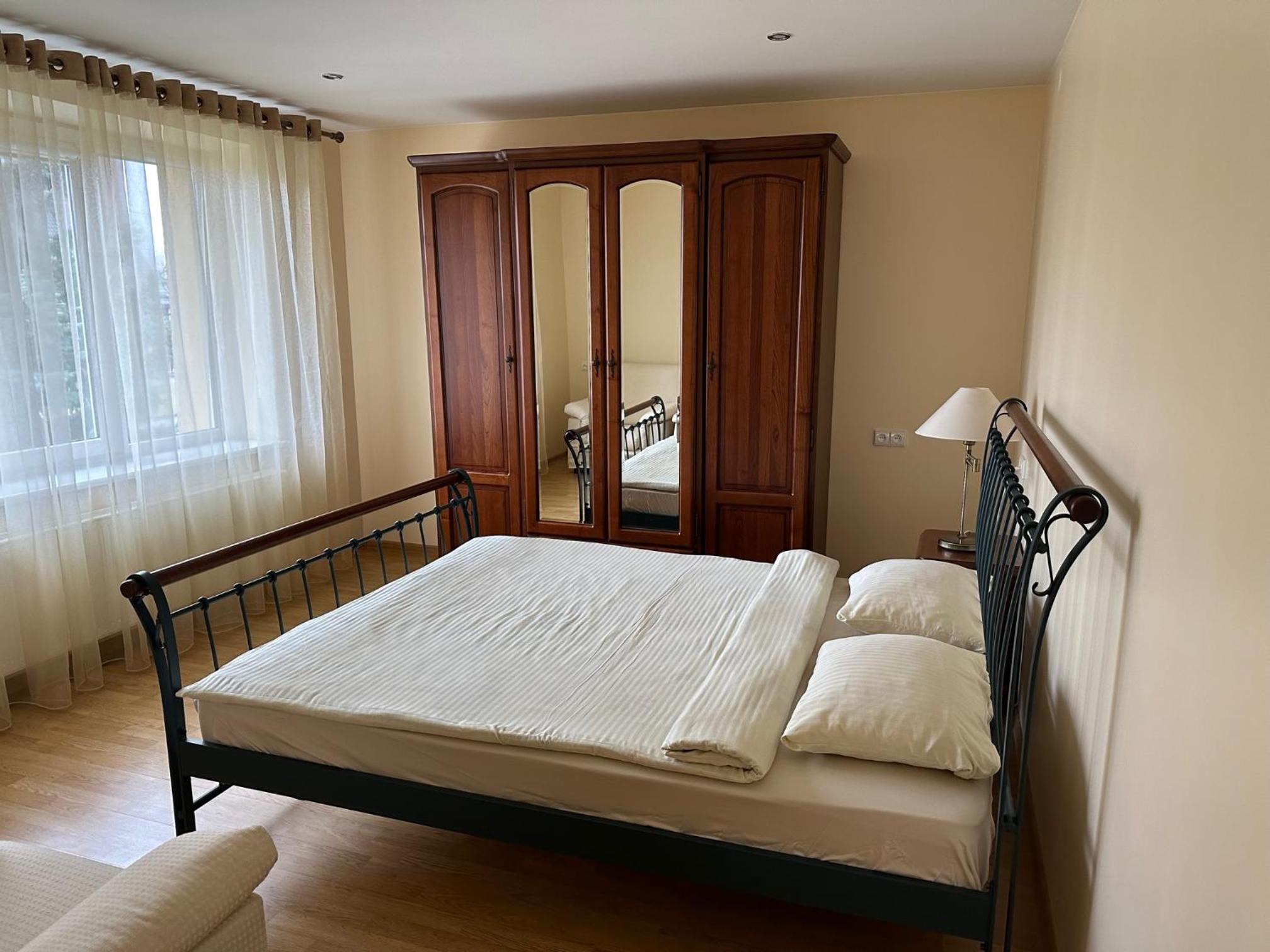 Venta City Apartment view 2