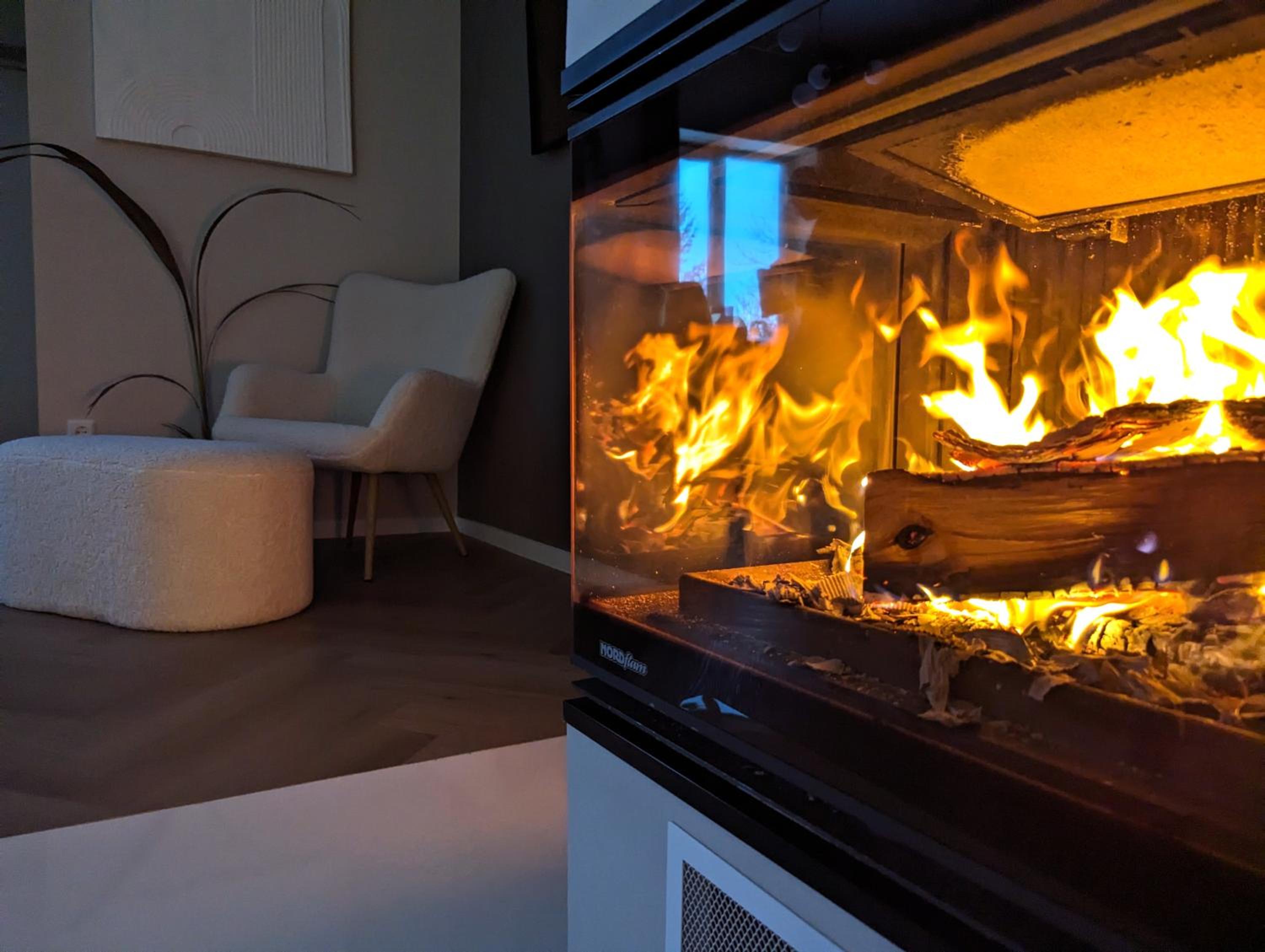 Mere Apartment - Private Yard, Sauna and Pet Friendly
