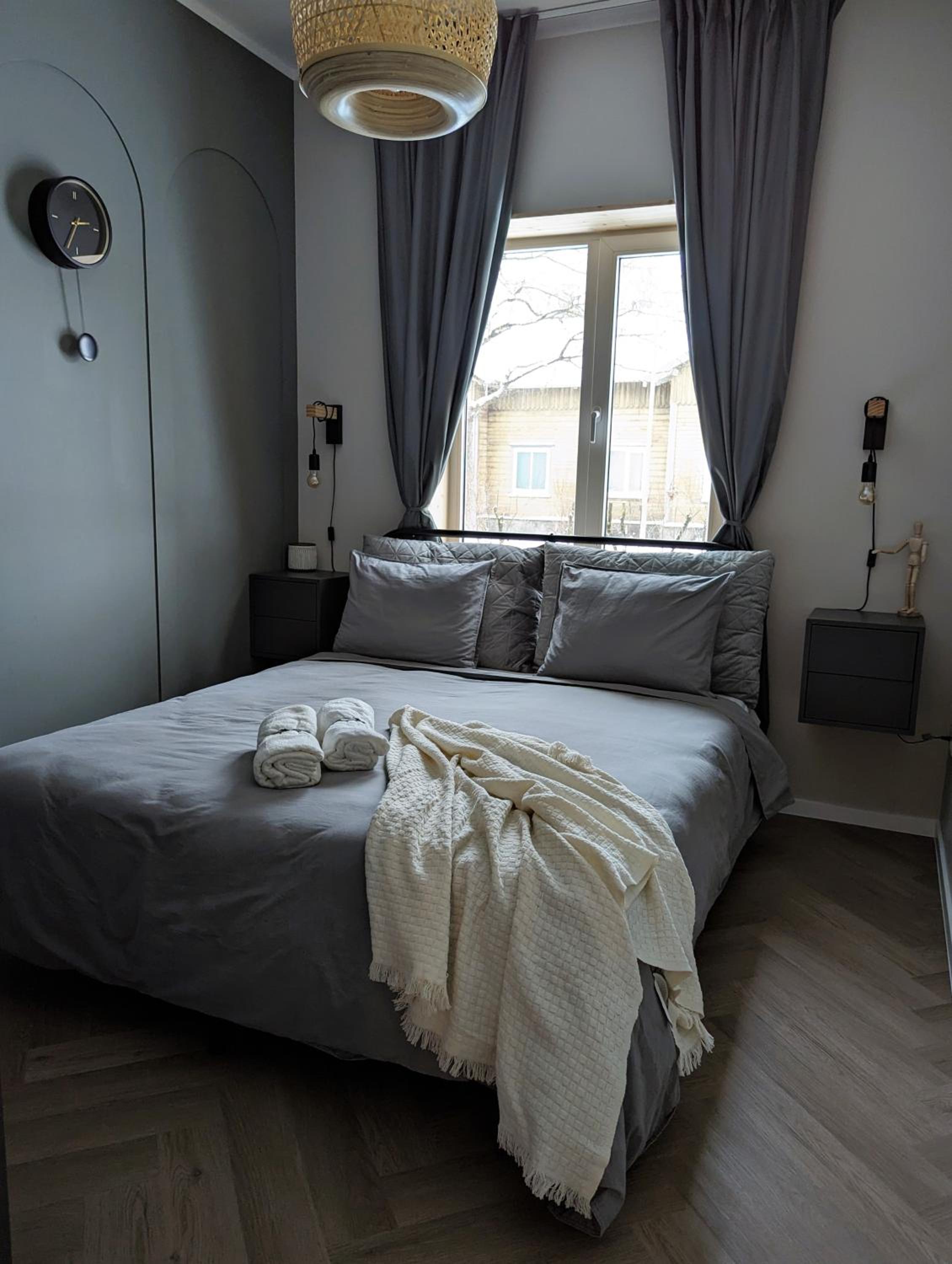 Mere Apartment - Private Yard, Sauna and Pet Friendly