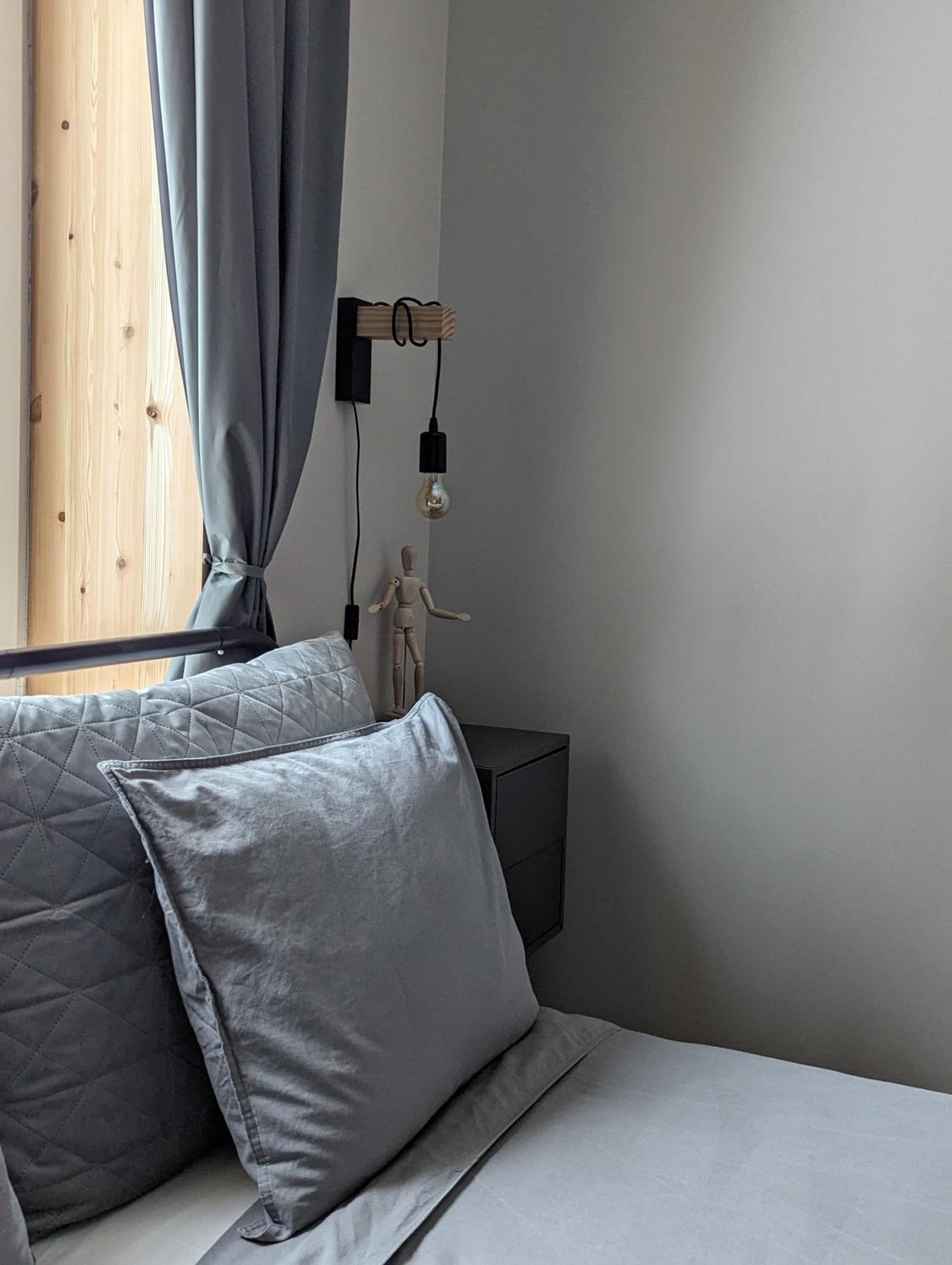 Mere Apartment - Private Yard, Sauna and Pet Friendly