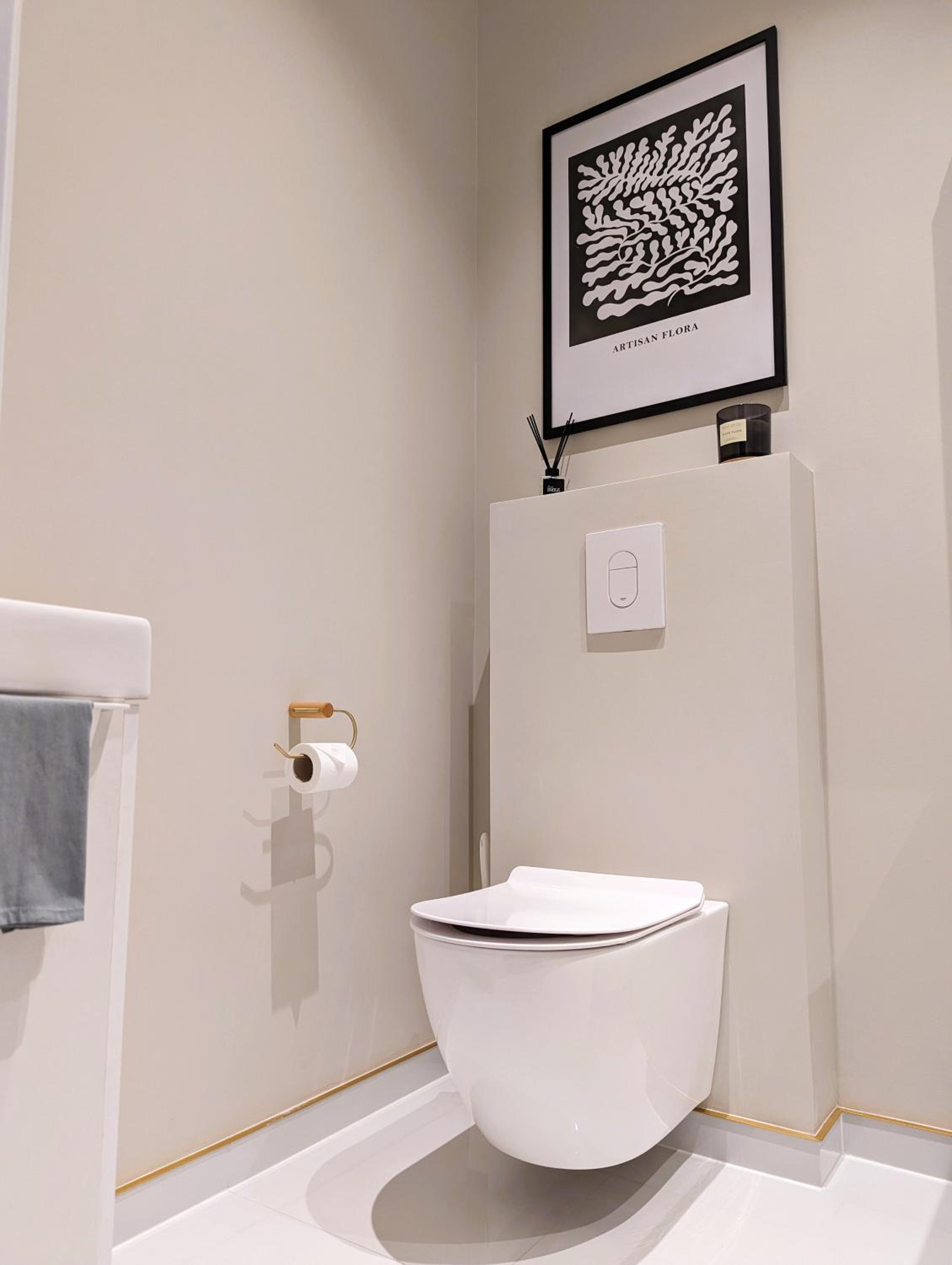 Mere Apartment - Private Yard, Sauna and Pet Friendly