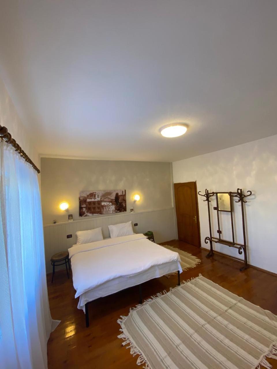 Villa Elear