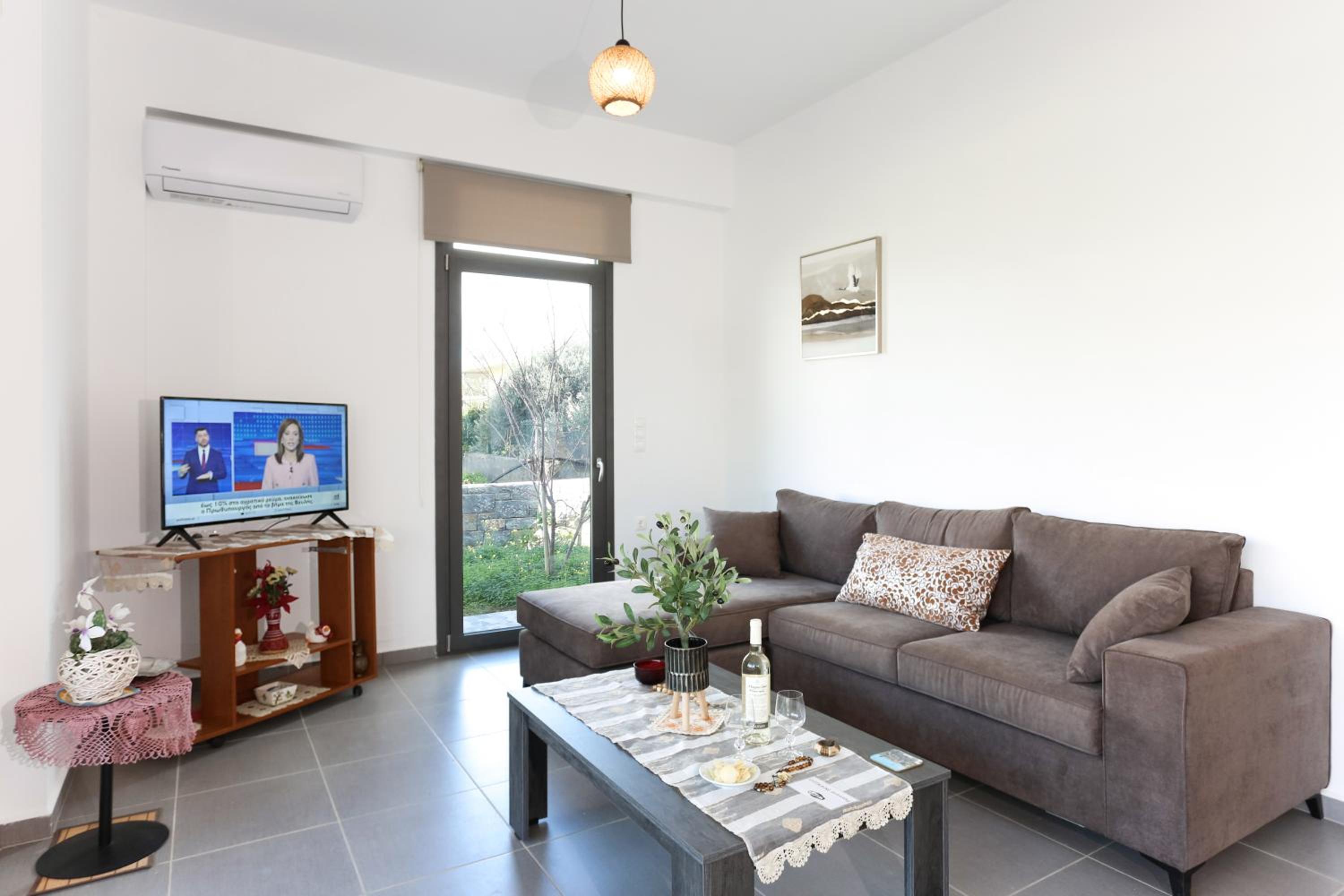 Nikolas Villa