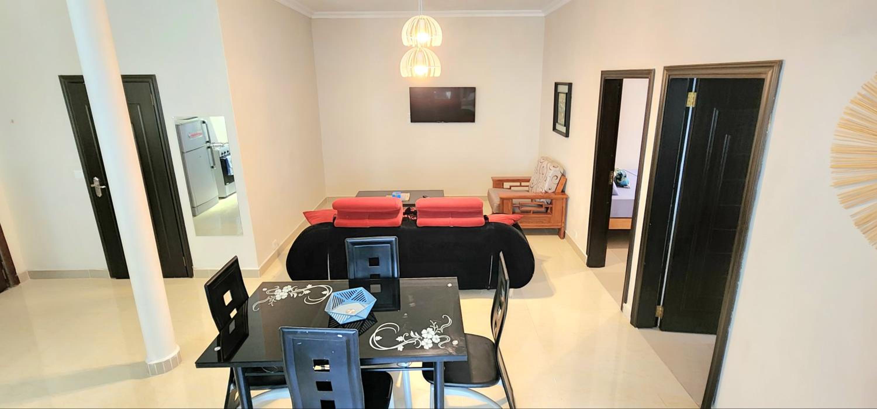 Number 6, Pebble Bay Appartments view 3