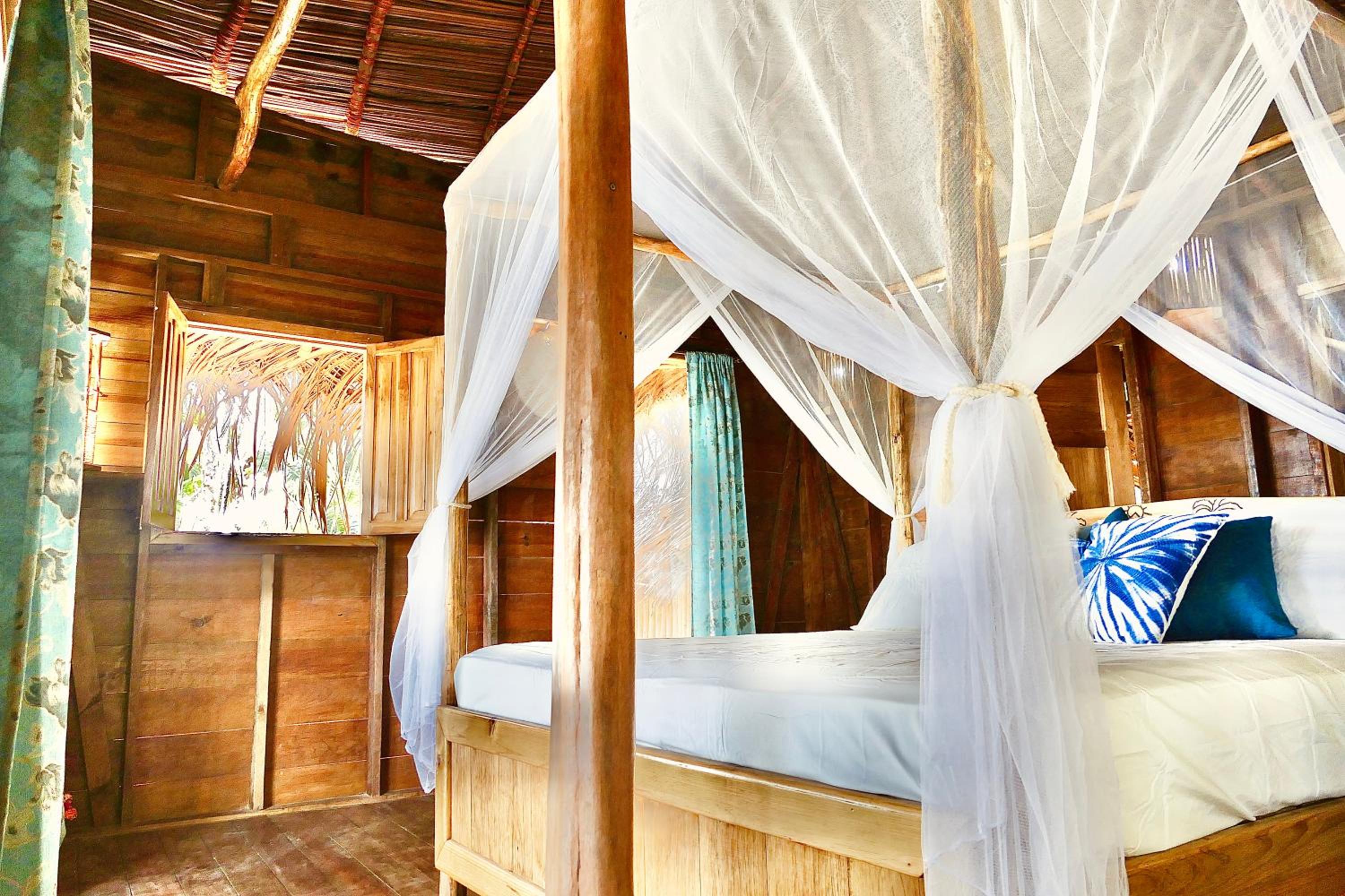Beachfront House at La Vida Resort view 2