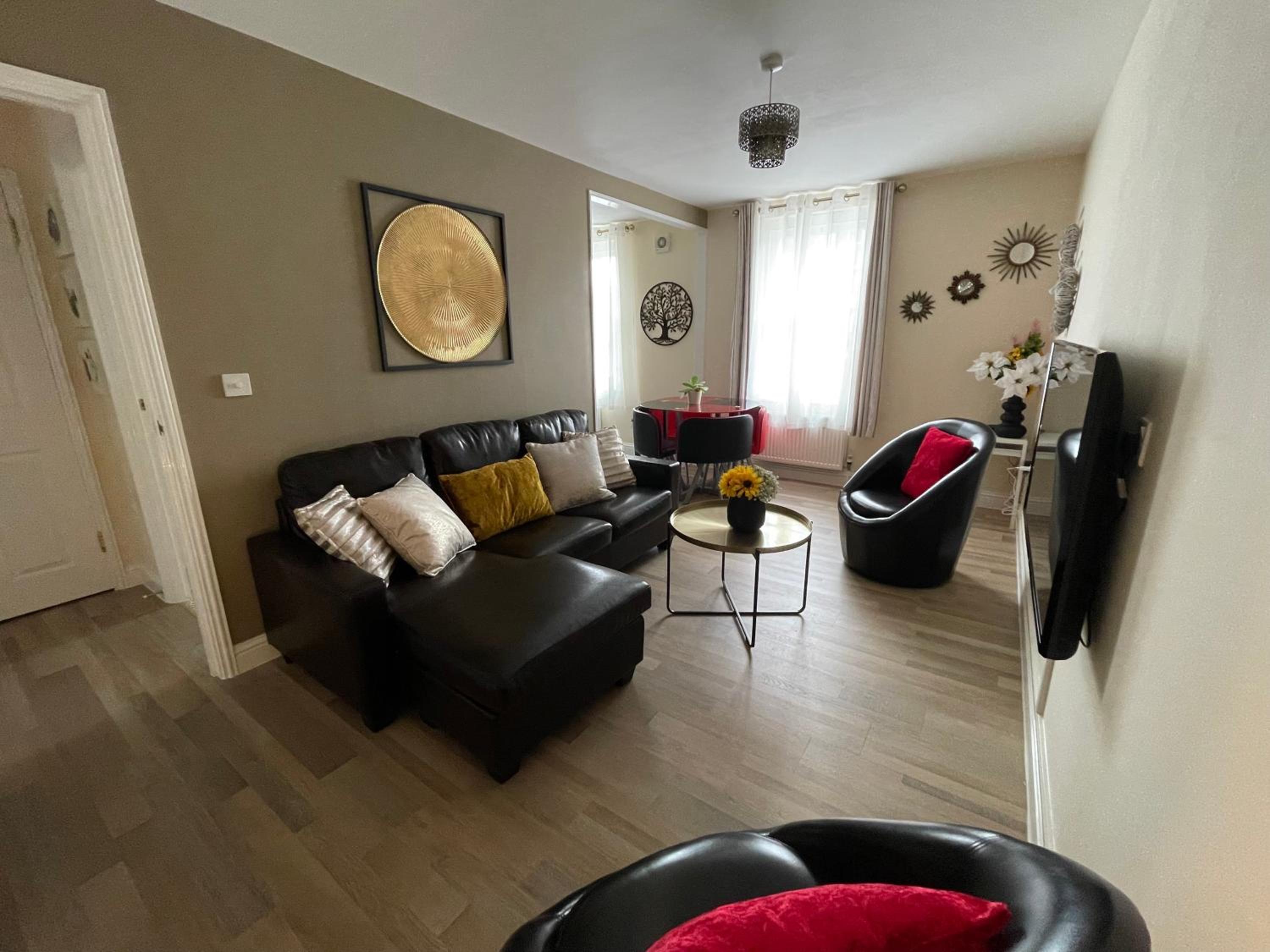Glastonbury High Street Sanctuary- 2 BD, sleeps 3