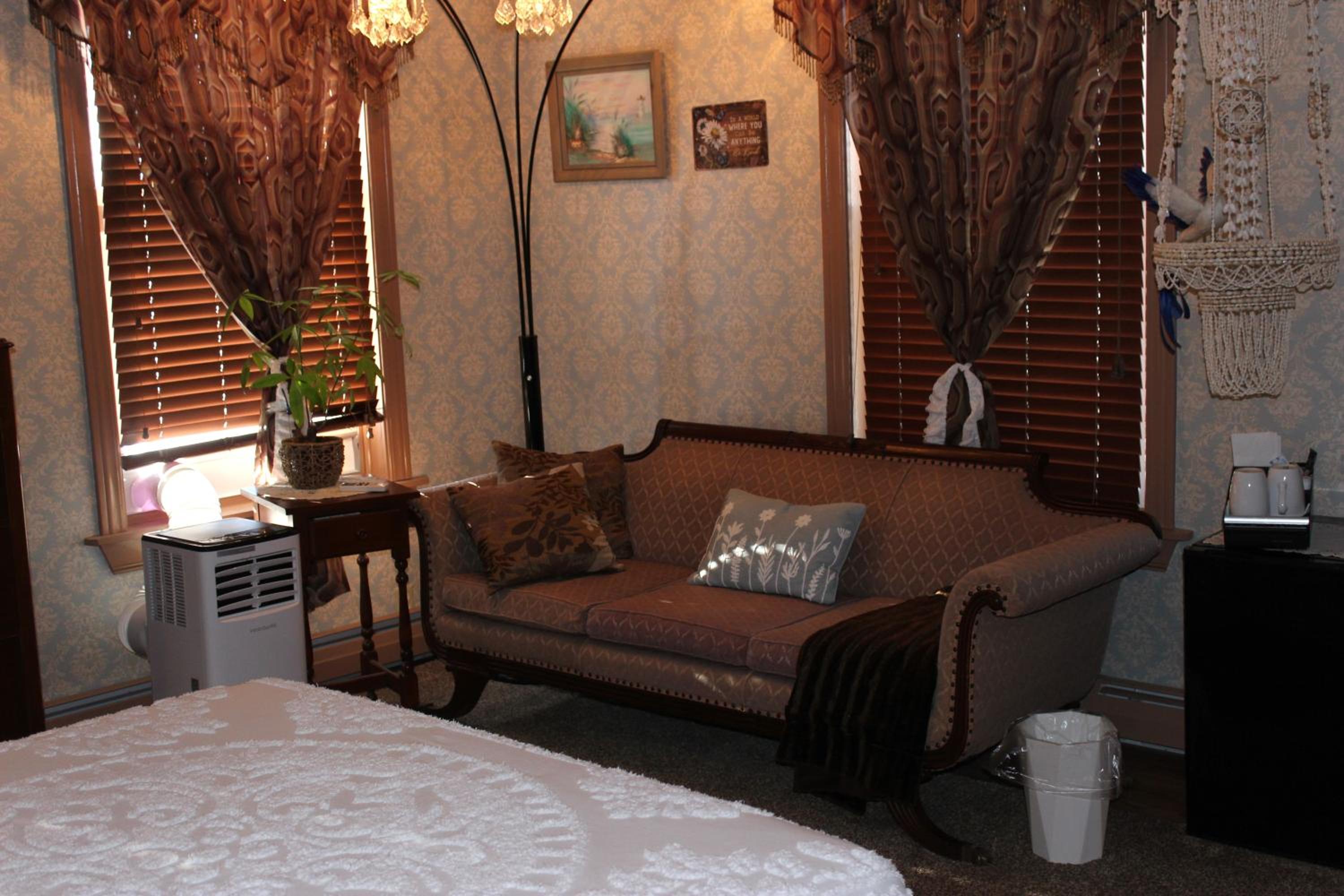 Carriage Stop Bed & Breakfast